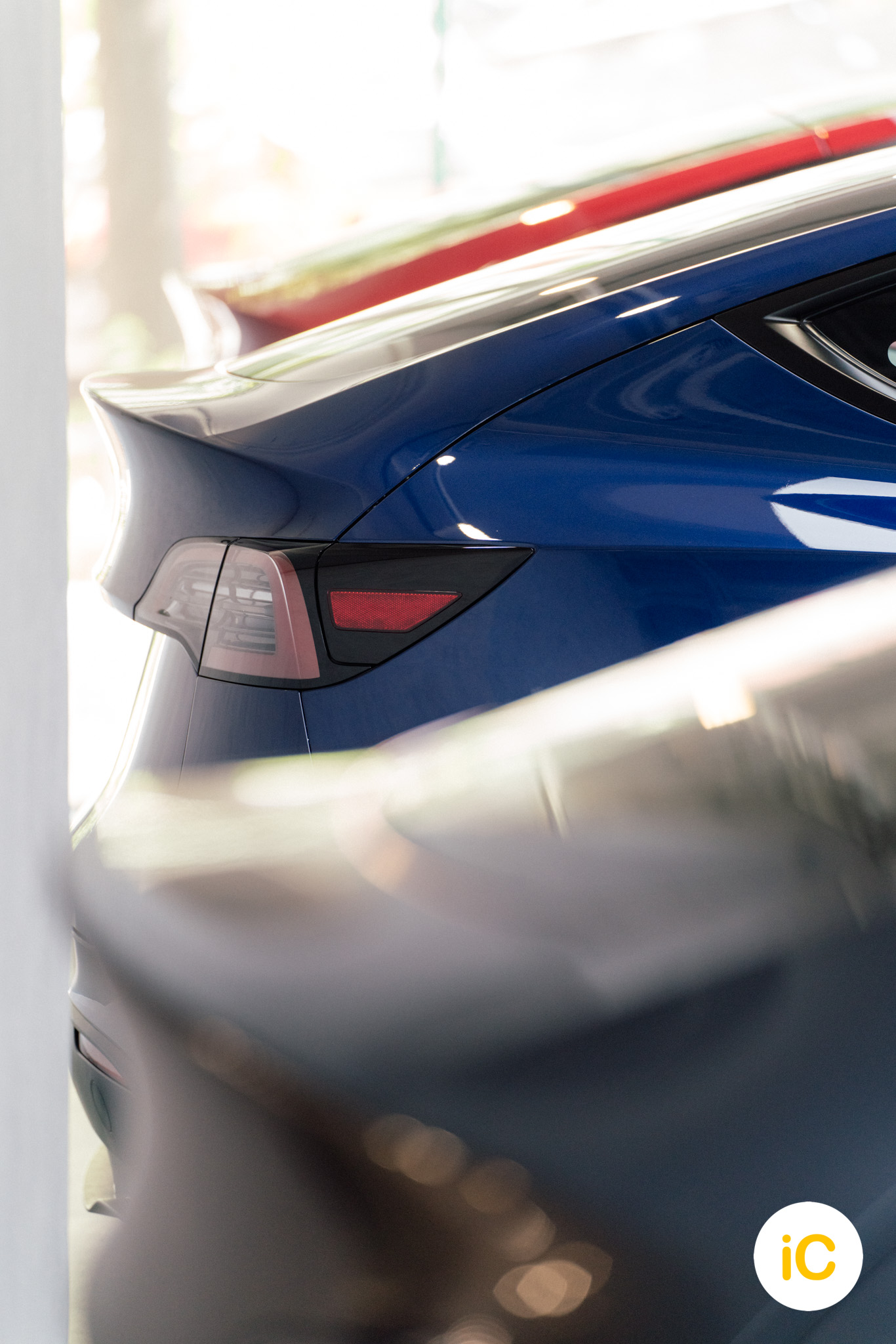 Tesla Model Y 深藍 透明 PPF 施工作品