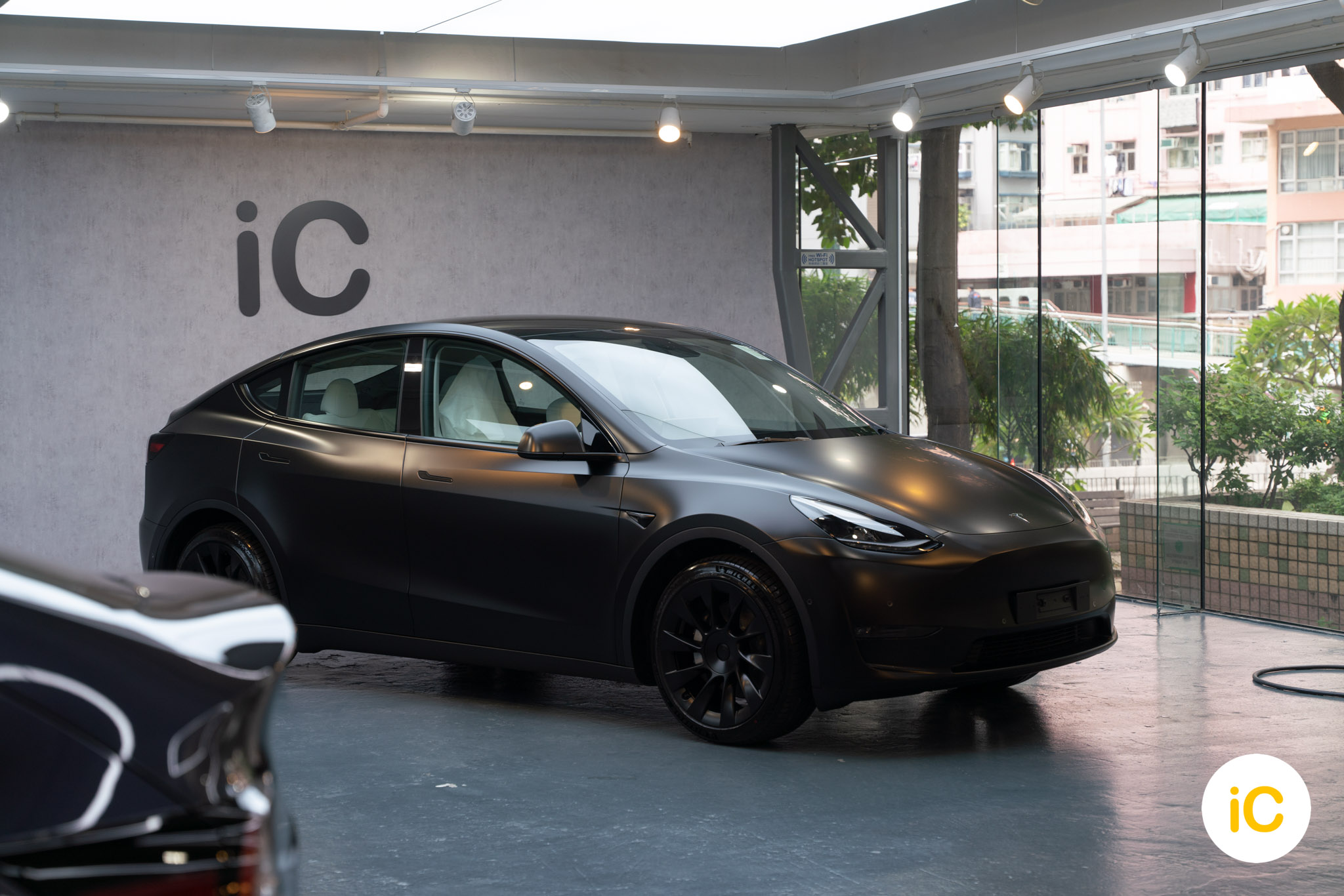 Tesla Model Y 純黑 透明 PPF 施工作品