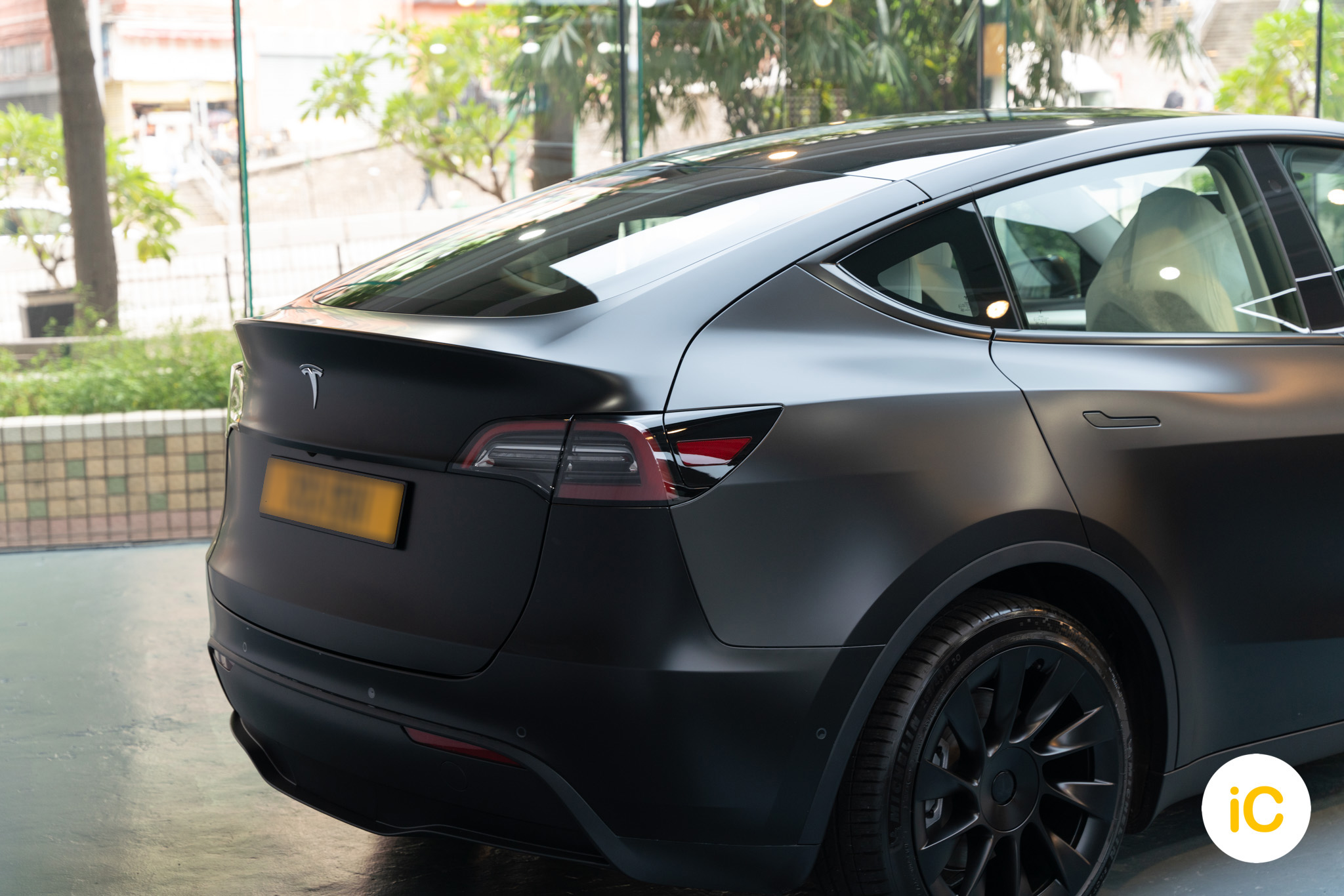 Tesla Model Y 純黑 透明 PPF 施工作品