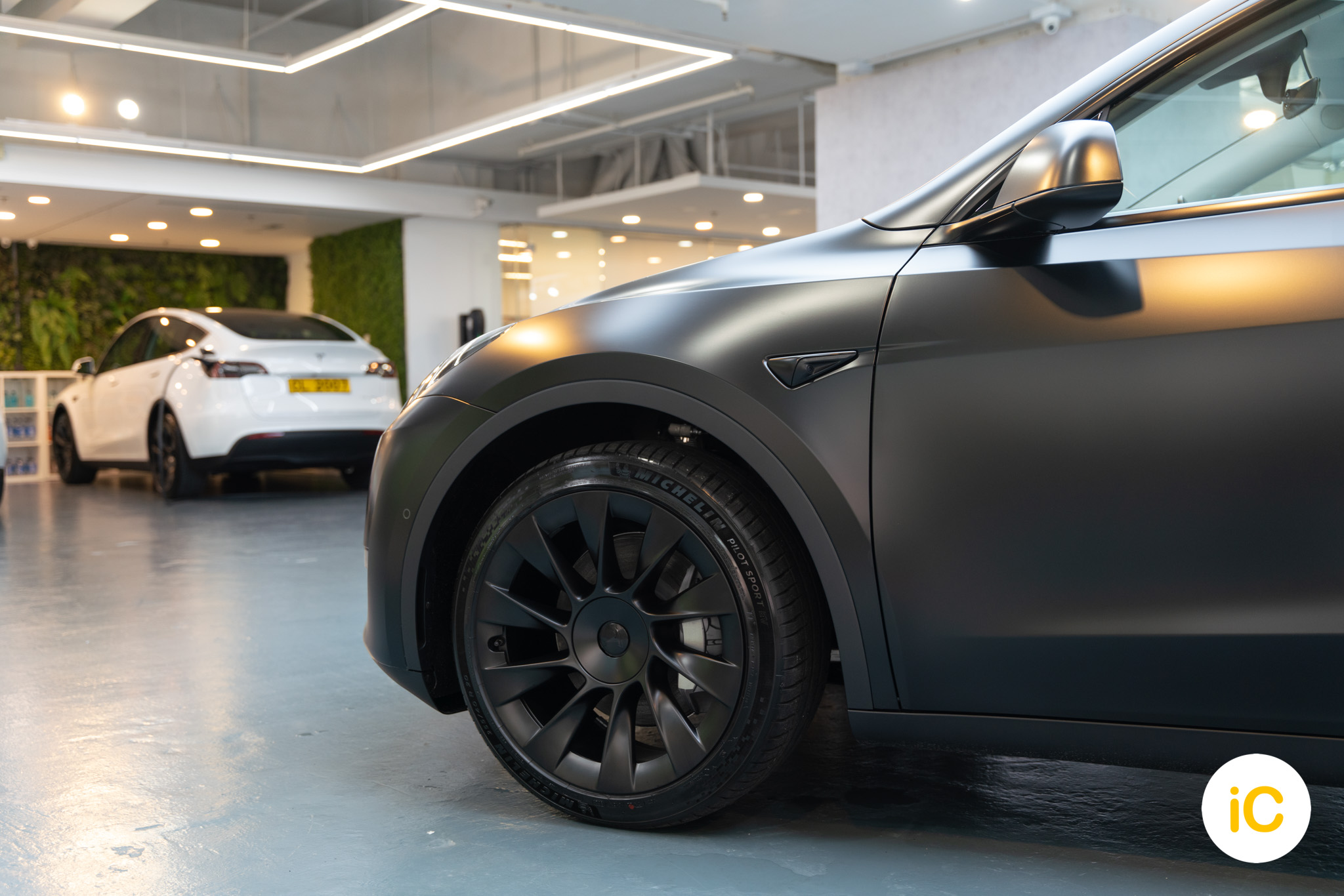 Tesla Model Y 純黑 透明 PPF 施工作品