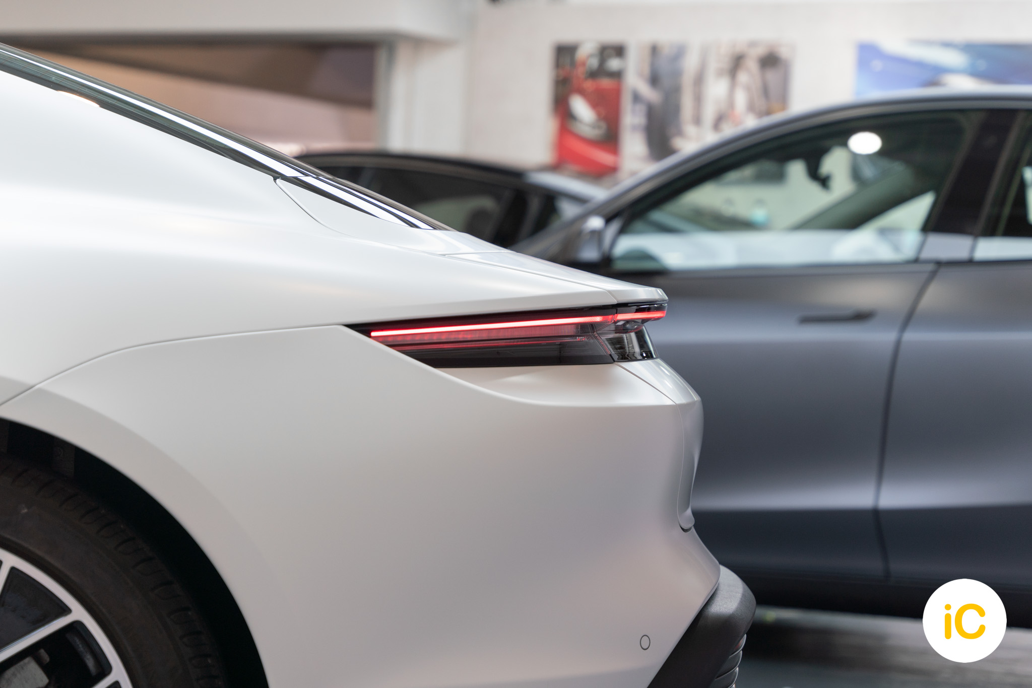 Porsche Taycan 透明 PPF 施工作品