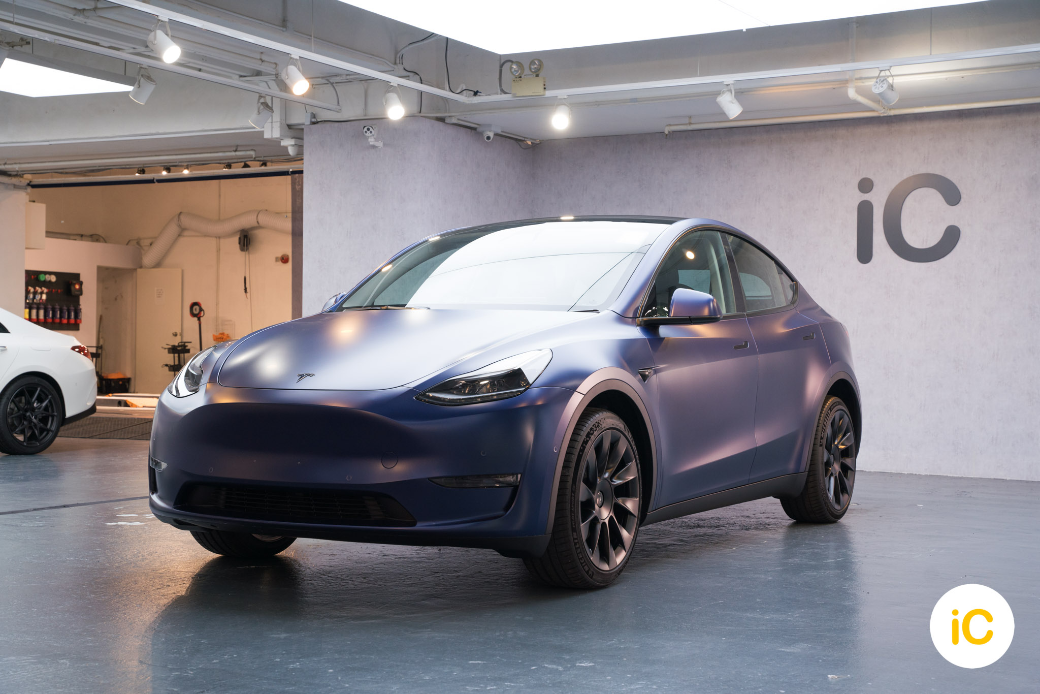 Tesla Model Y 深藍 透明 PPF 施工作品
