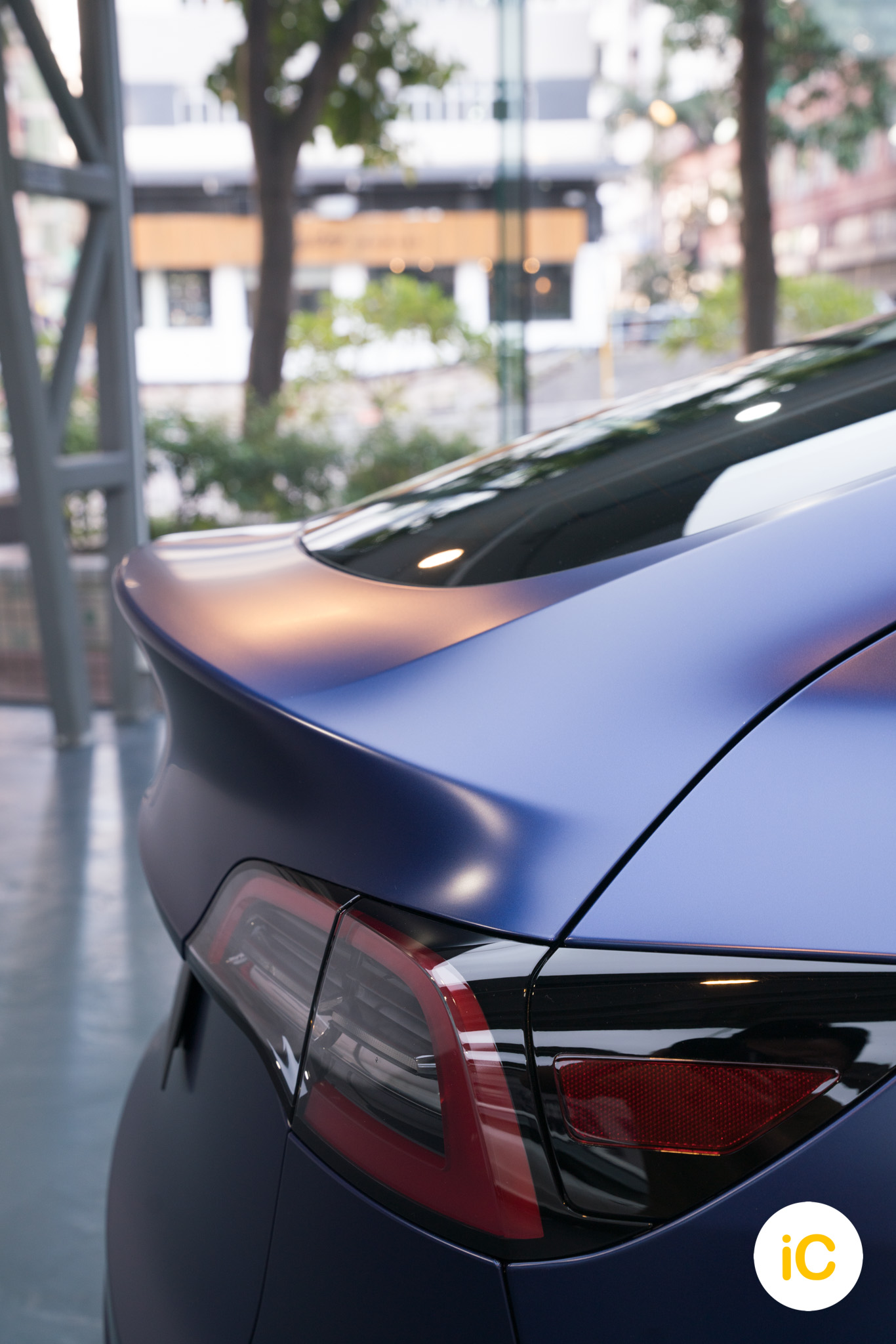 Tesla Model Y 深藍 透明 PPF 施工作品