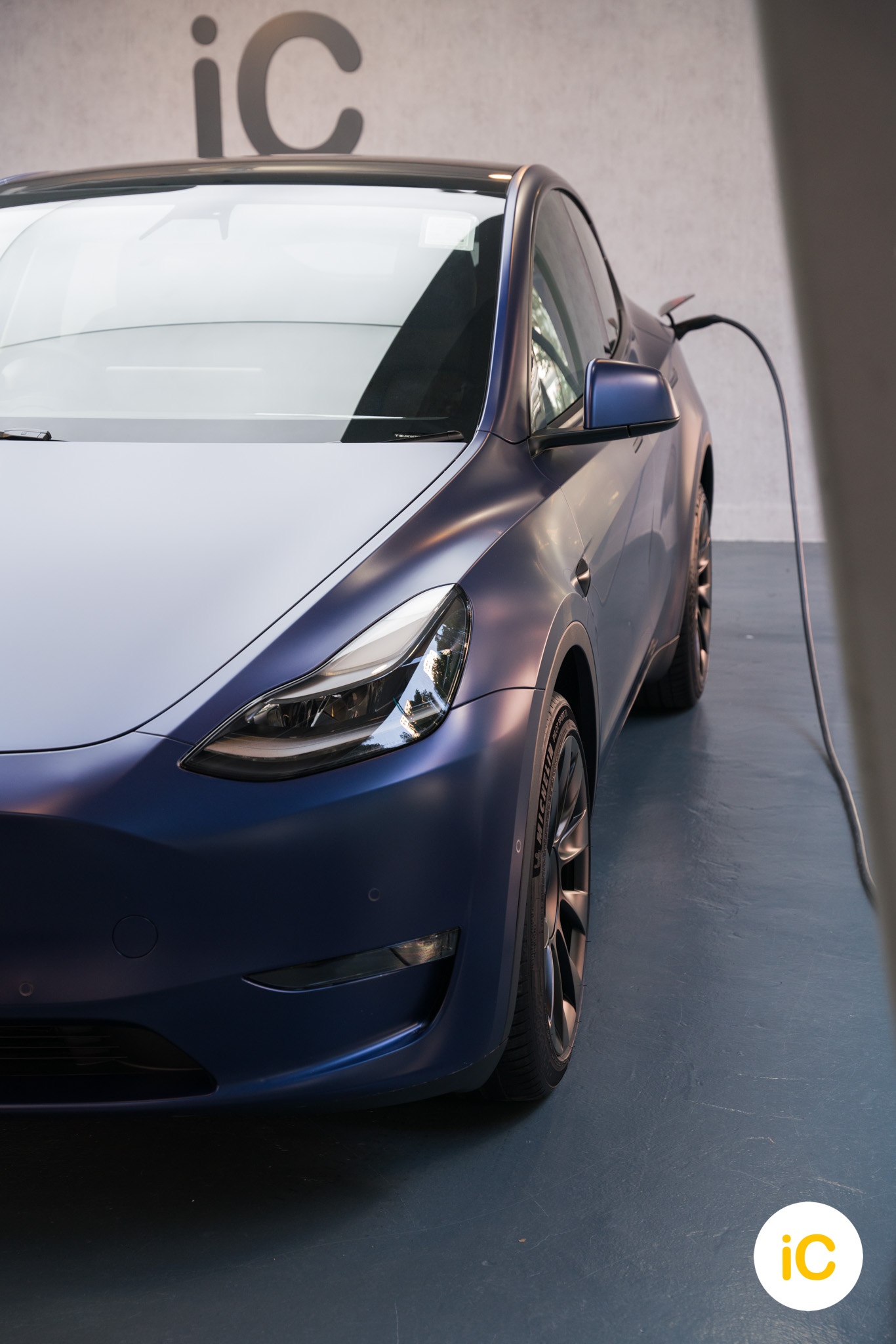 Tesla Model Y 深藍 透明 PPF 施工作品