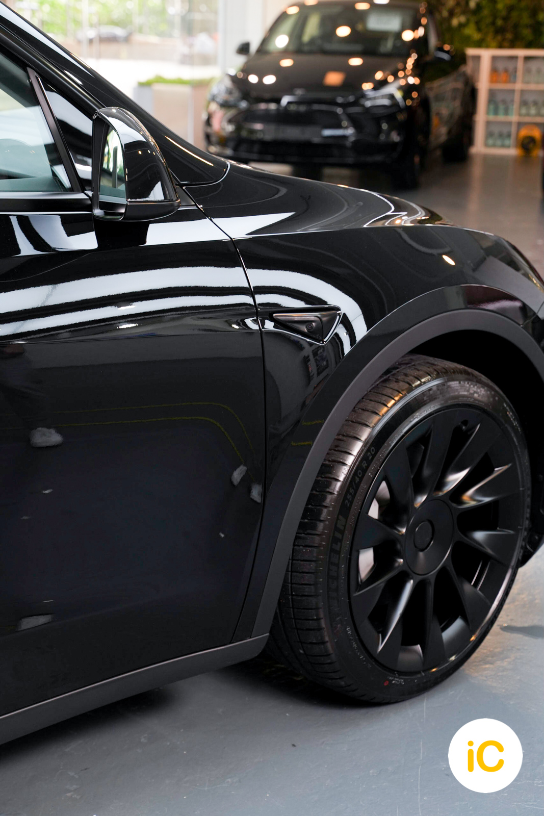 Tesla Model Y 純黑 透明 PPF 施工作品