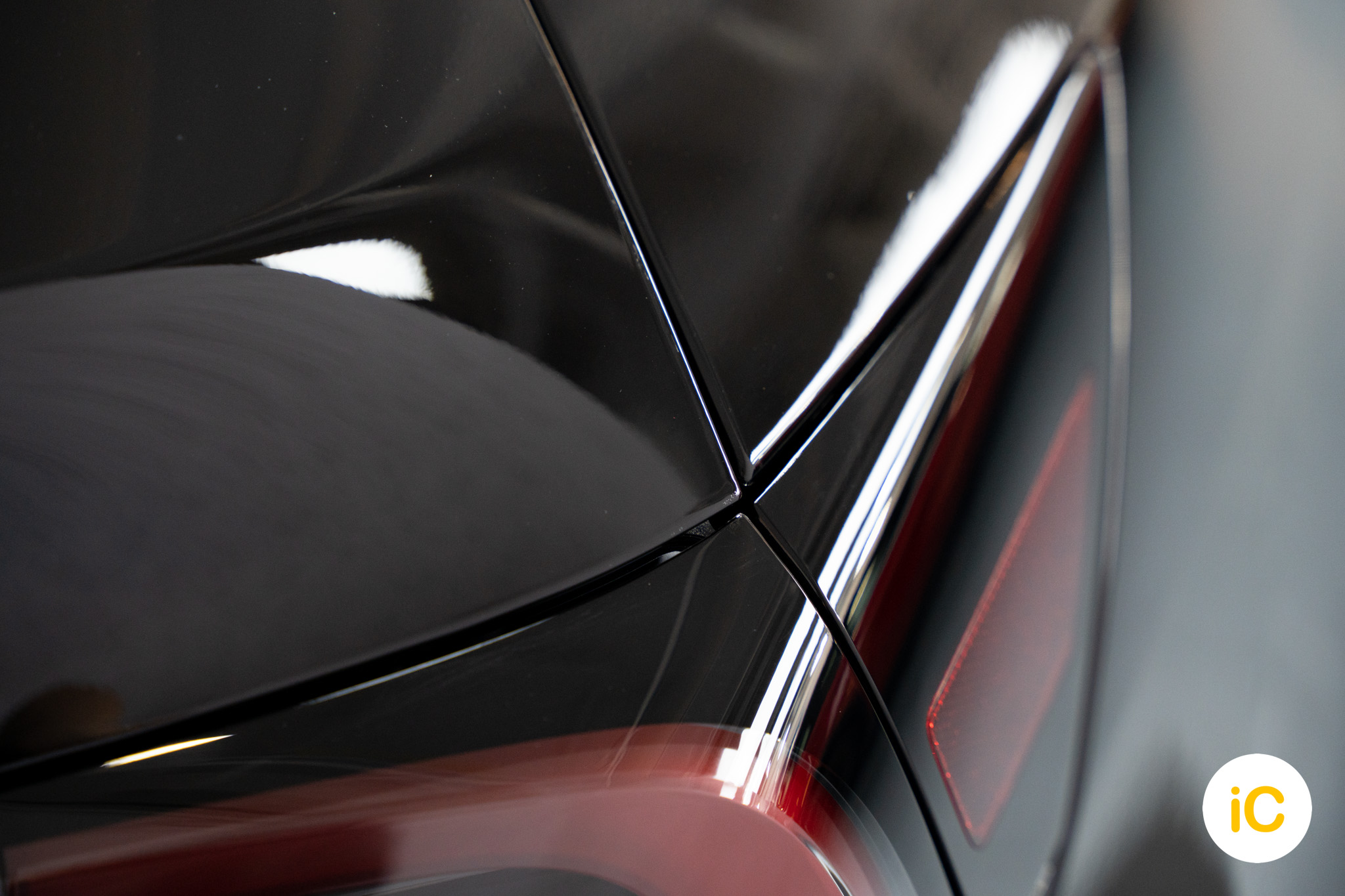 Tesla Model Y 純黑 透明 PPF 施工作品