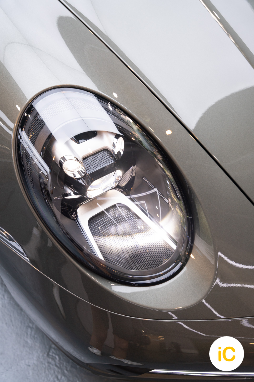 Porsche 911 (992) Carrera S 透明 PPF 施工作品