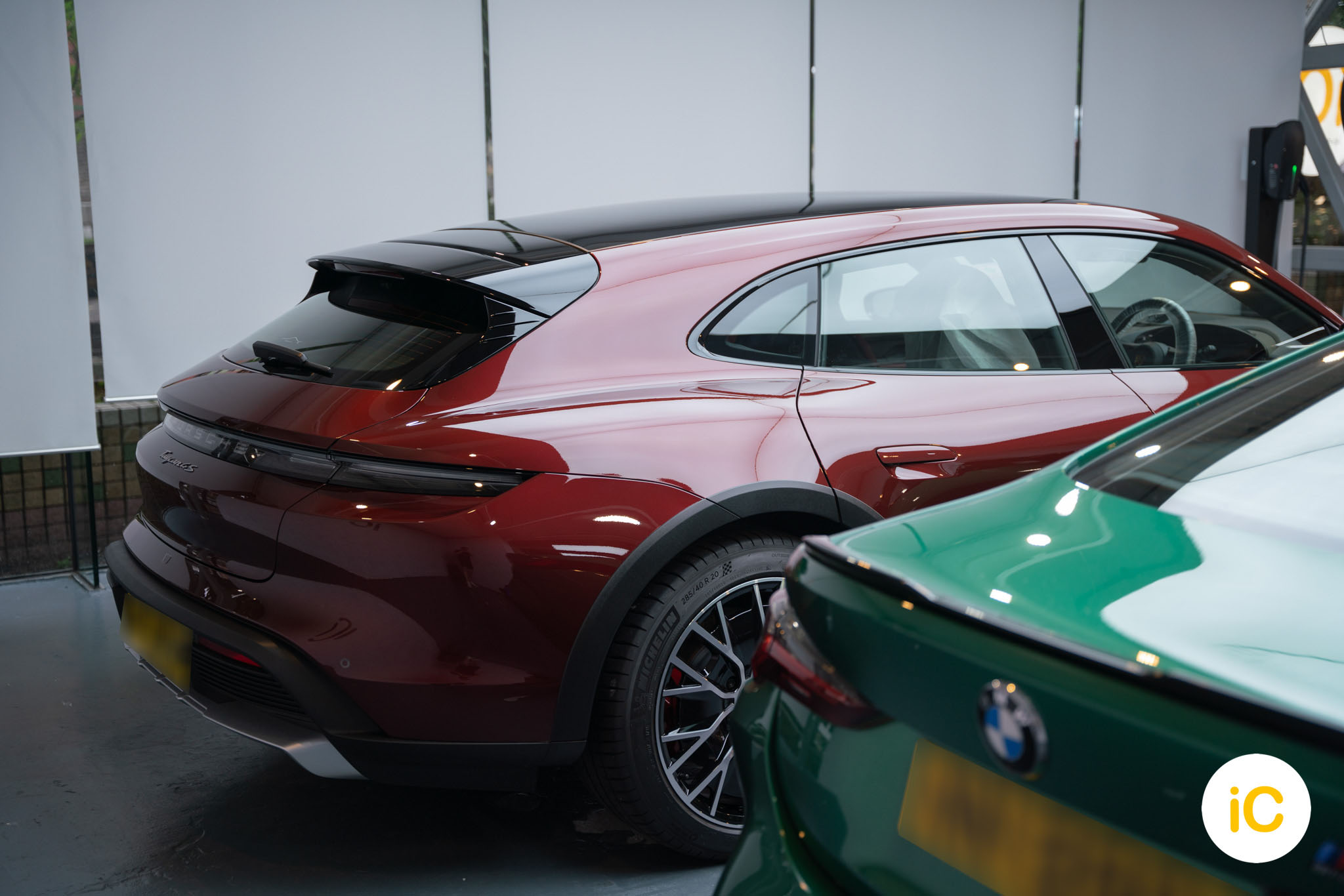 Porsche Taycan 4S Cross Turismo 透明 PPF 施工作品
