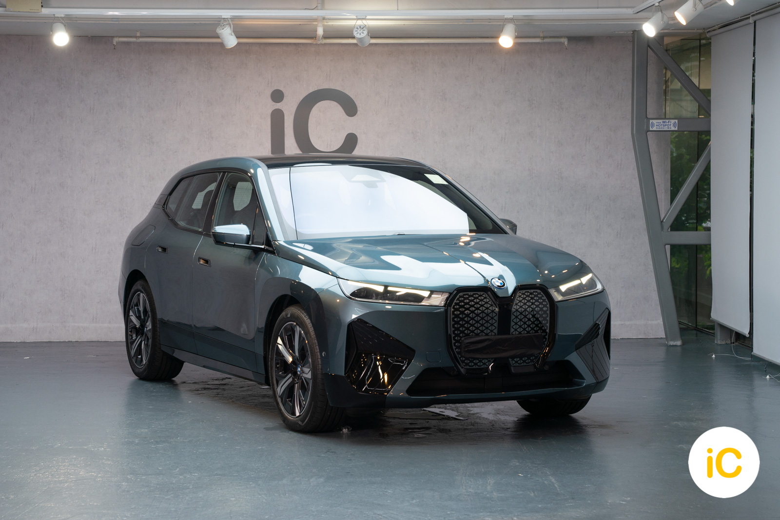 BMW iX 透明 PPF 施工作品
