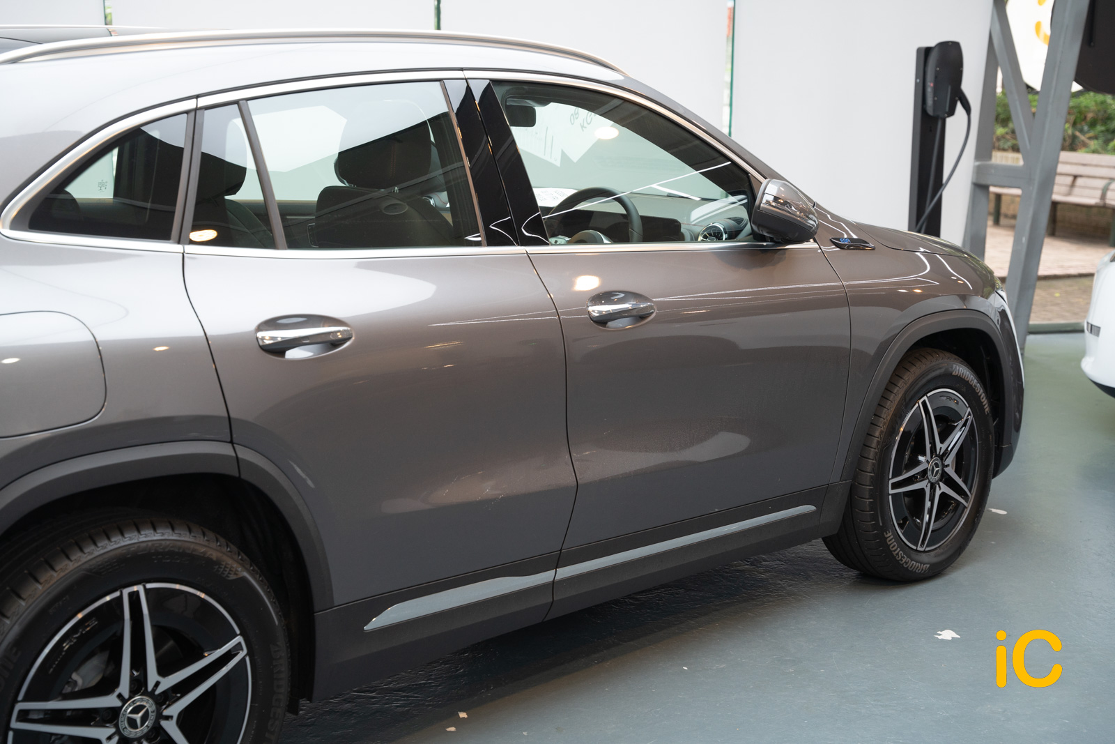 Mercedes-Benz EQA 透明 PPF 施工作品