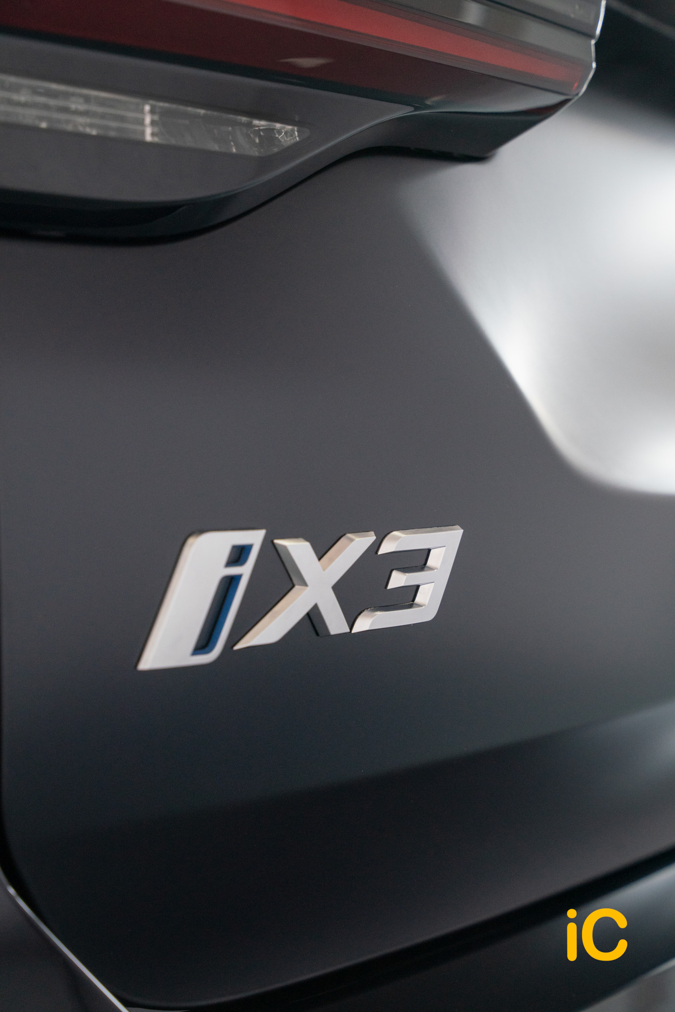 BMW iX3 Carbon Black 透明 PPF 施工作品