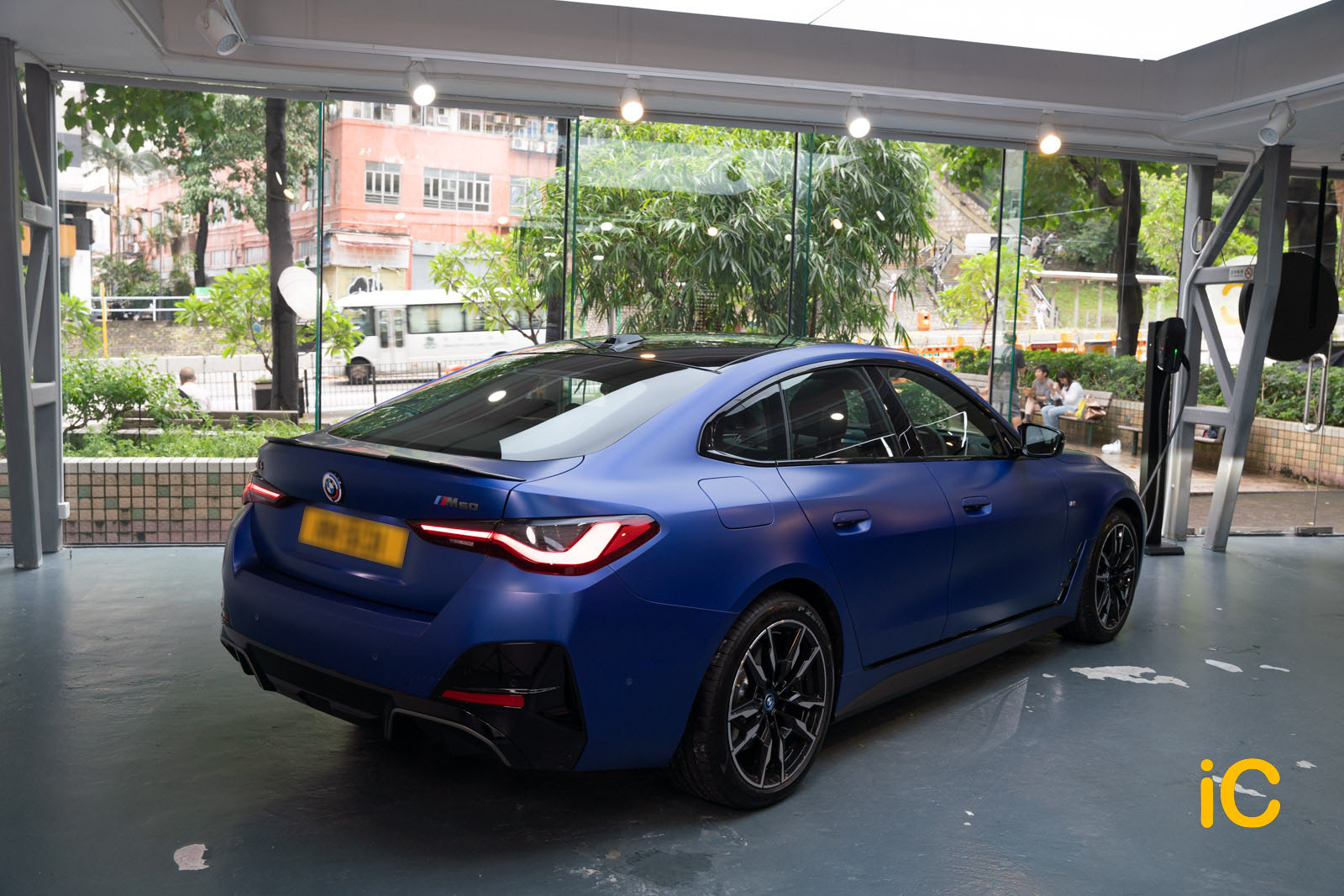 BMW i4 Portimao Blue 透明 PPF 施工作品