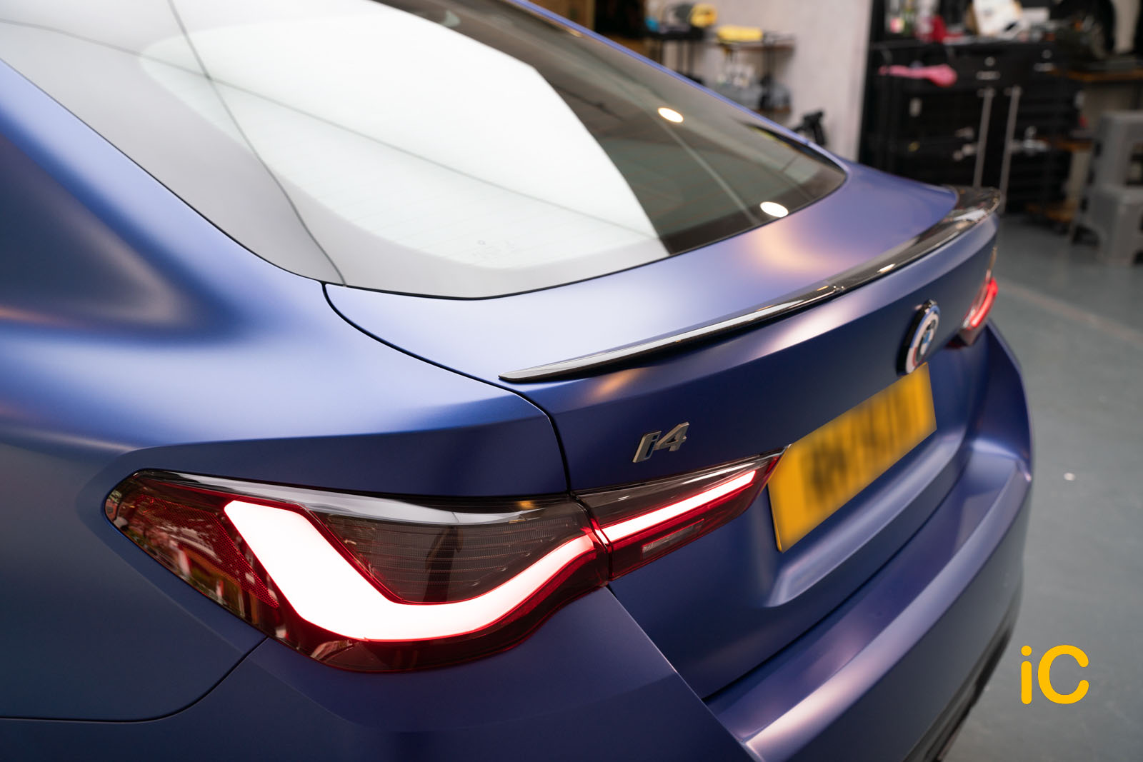 BMW i4 Portimao Blue 透明 PPF 施工作品
