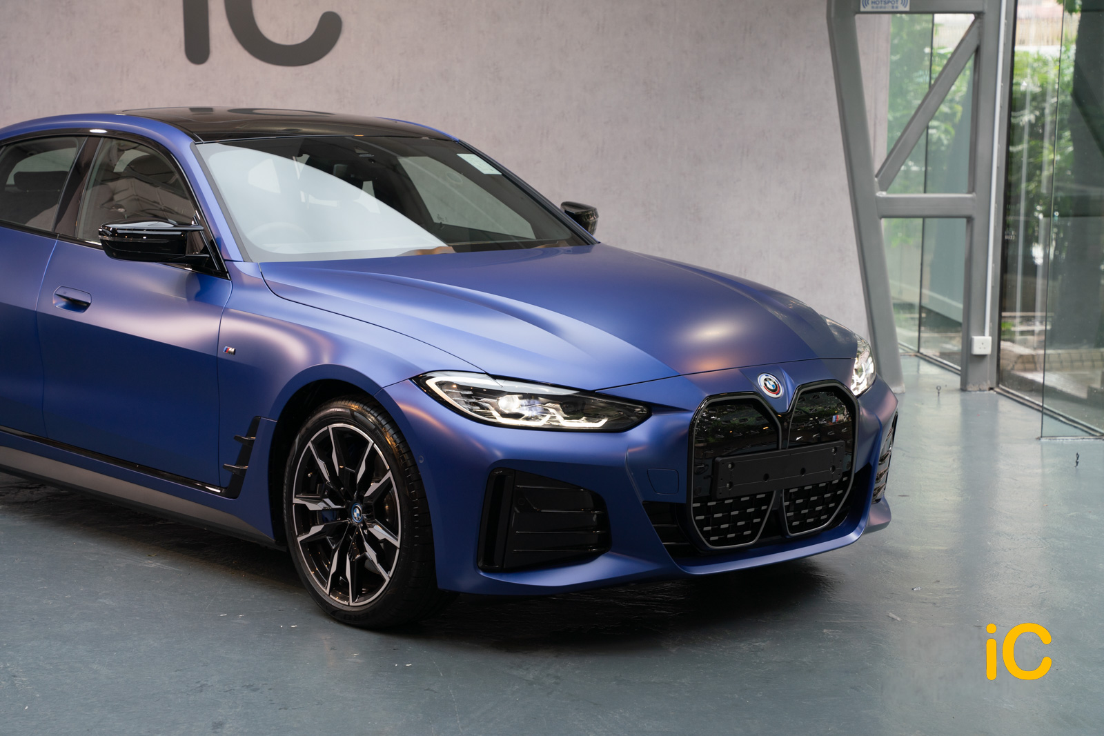 BMW i4 Portimao Blue 透明 PPF 施工作品