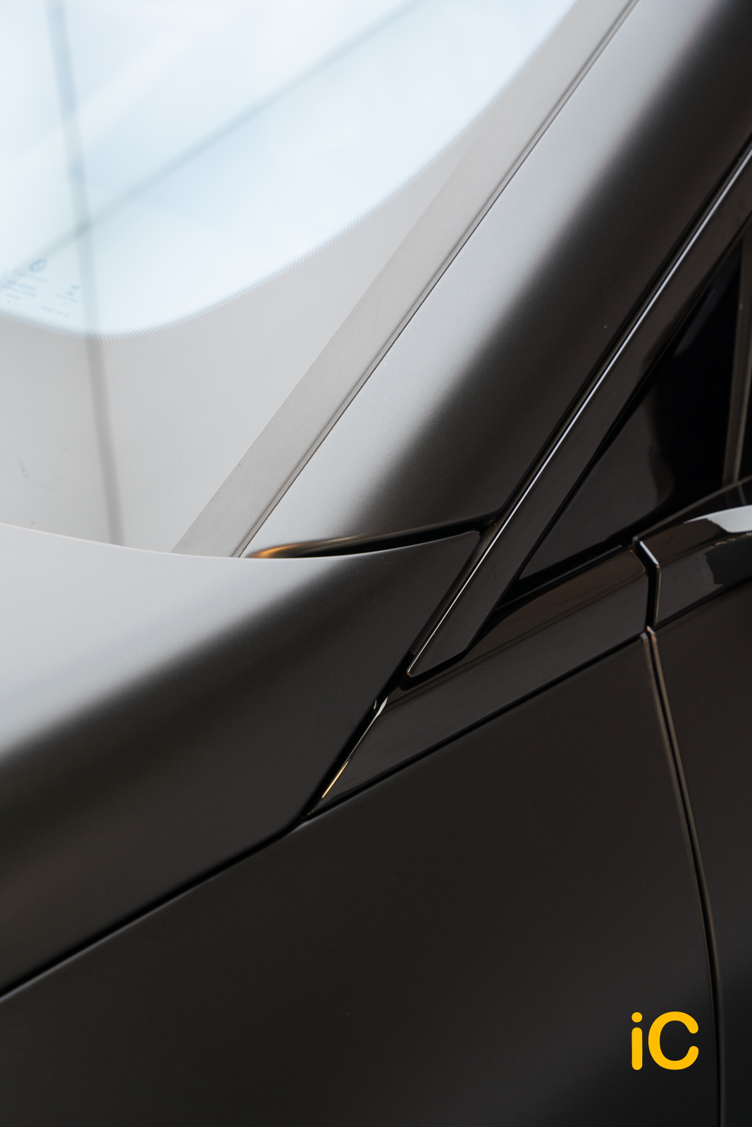 BMW iX Black Sapphire 透明 PPF 施工作品