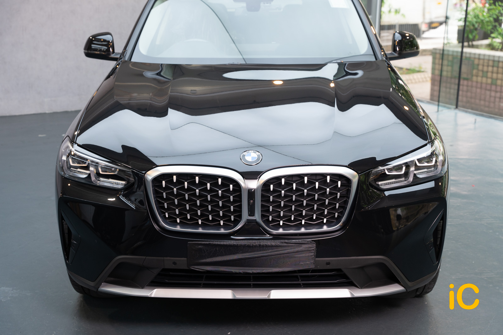 BMW X4 透明 PPF 施工作品