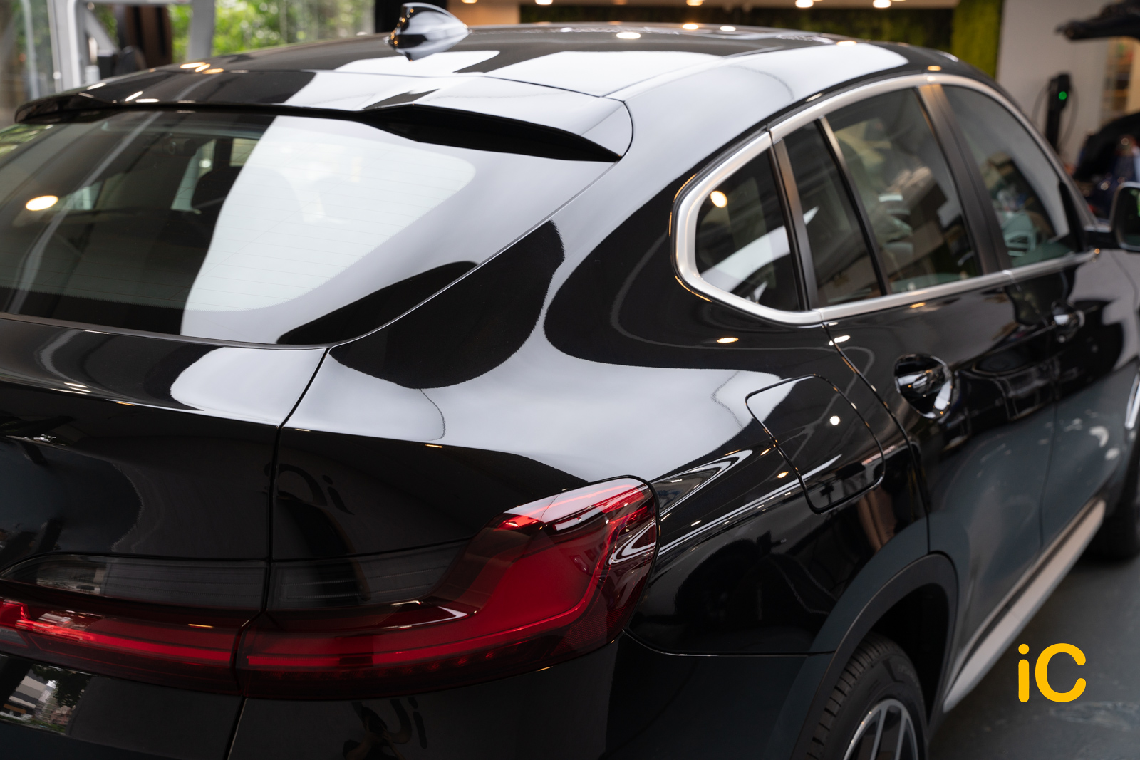 BMW X4 透明 PPF 施工作品