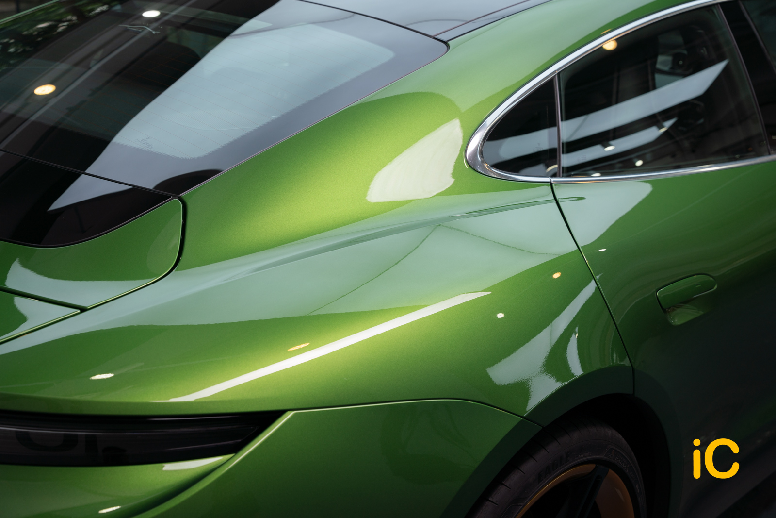 Porsche Taycan 4S 透明 PPF 施工作品