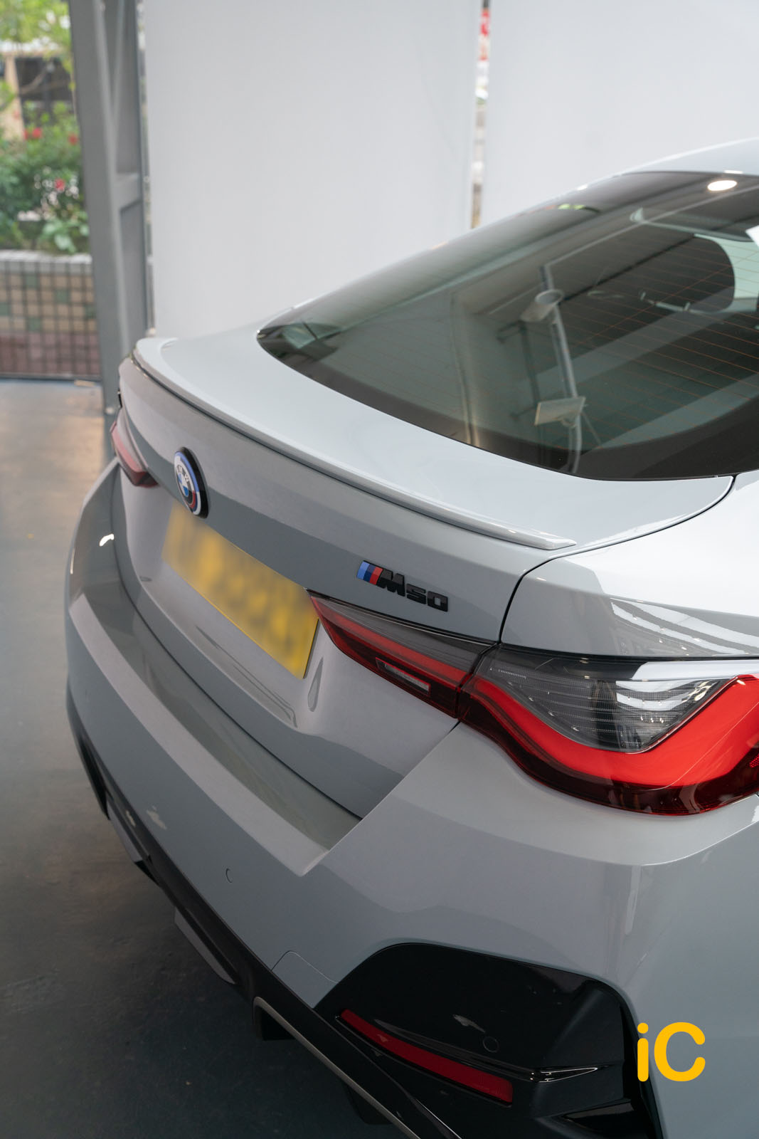 BMW i4 Brooklyn Grey 透明 PPF 施工作品