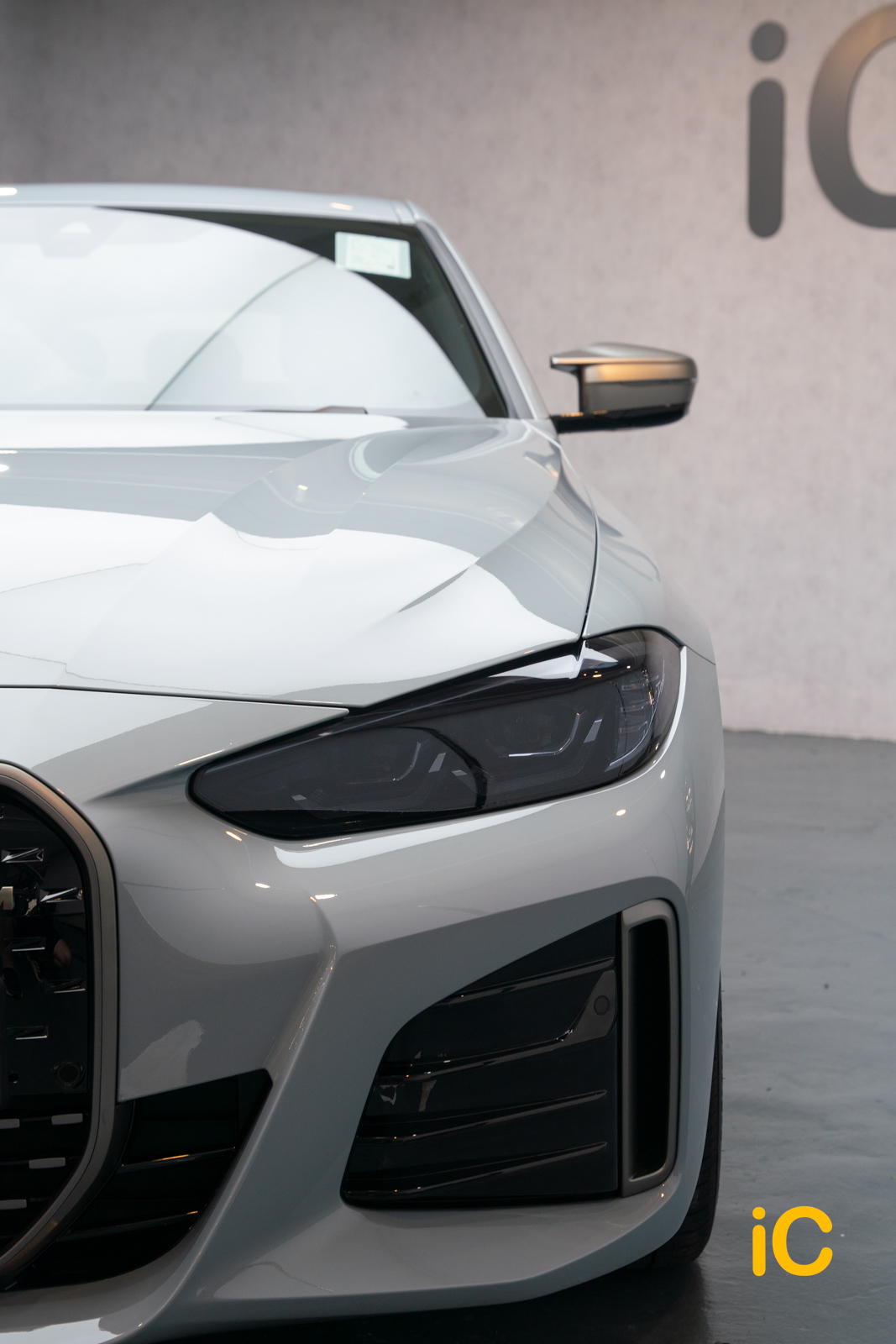 BMW i4 Brooklyn Grey 透明 PPF 施工作品