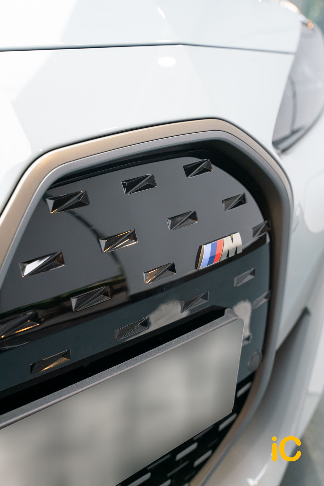 BMW i4 Brooklyn Grey 透明 PPF 施工作品