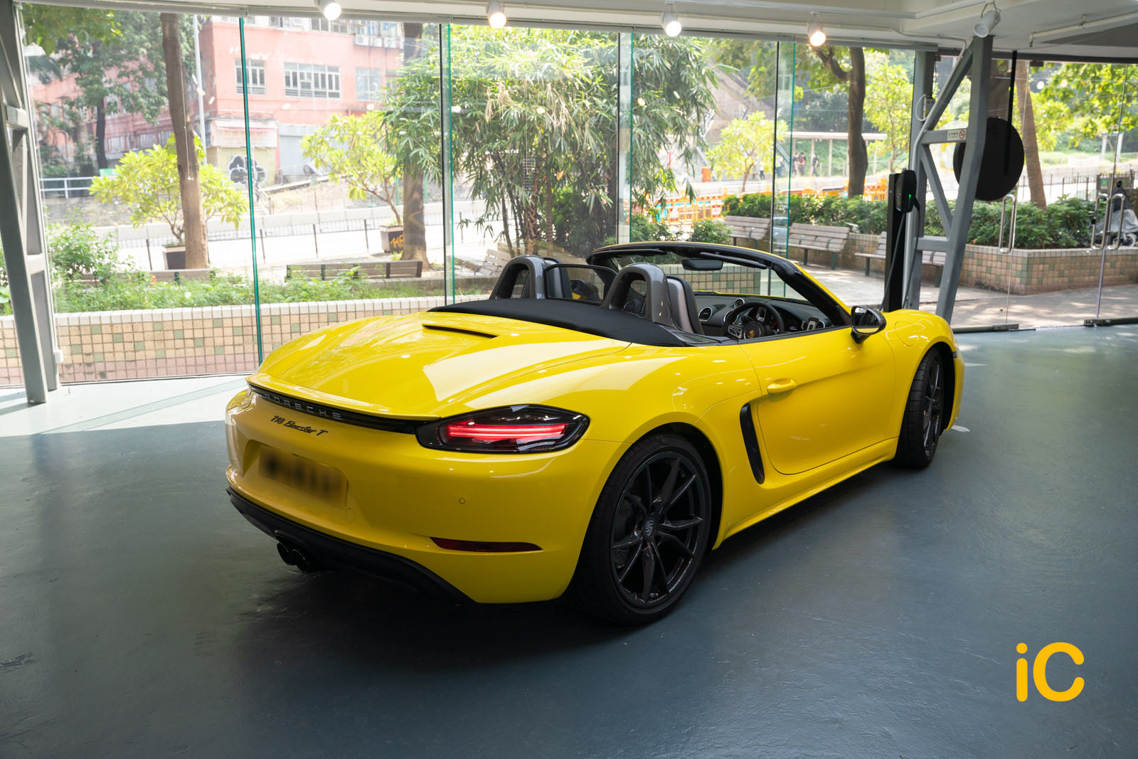 Porsche 718 Boxster 透明 PPF 施工作品