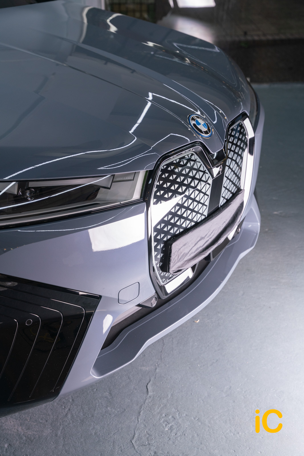 BMW iX 透明 PPF 施工作品