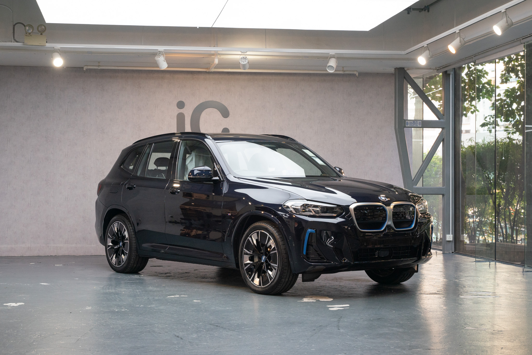 BMW iX3 Carbon Black 透明 PPF 施工作品