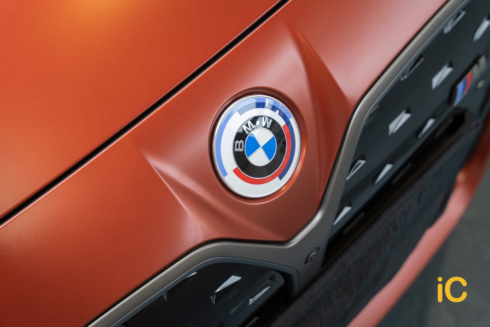 BMW i4 Sunset Orange 透明 PPF 施工作品
