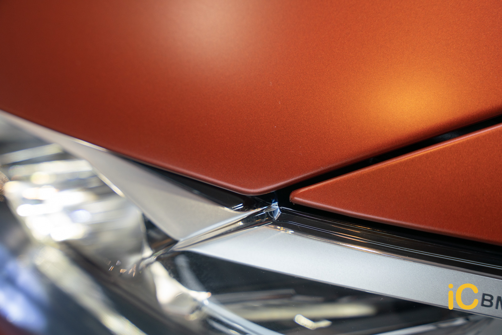 BMW i4 Sunset Orange 透明 PPF 施工作品