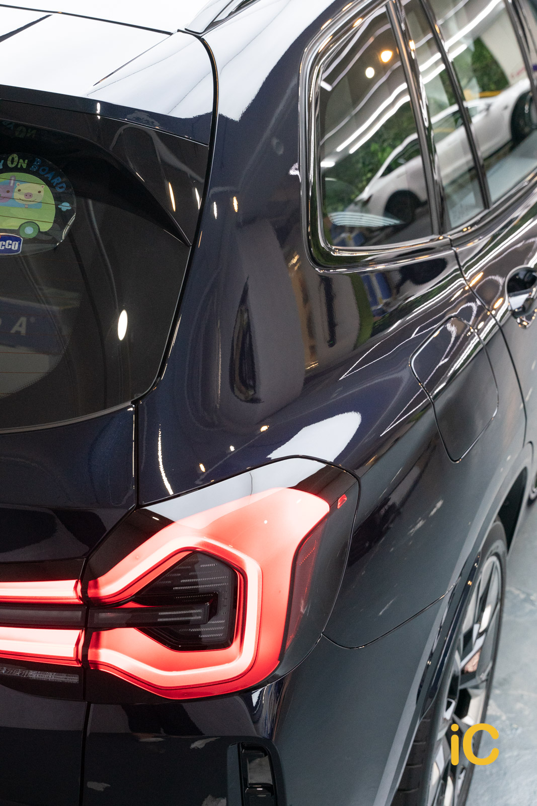 BMW iX3 Carbon Black 透明 PPF 施工作品