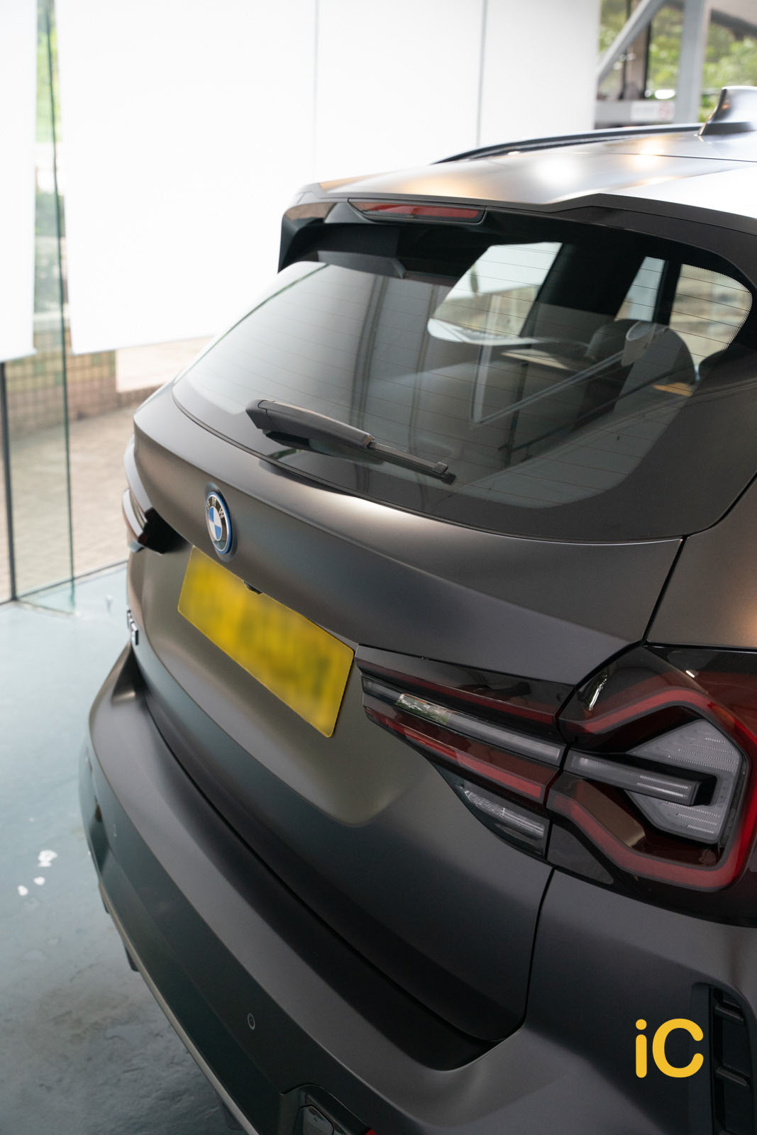 BMW iX3 Sophisto Grey 透明 PPF 施工作品