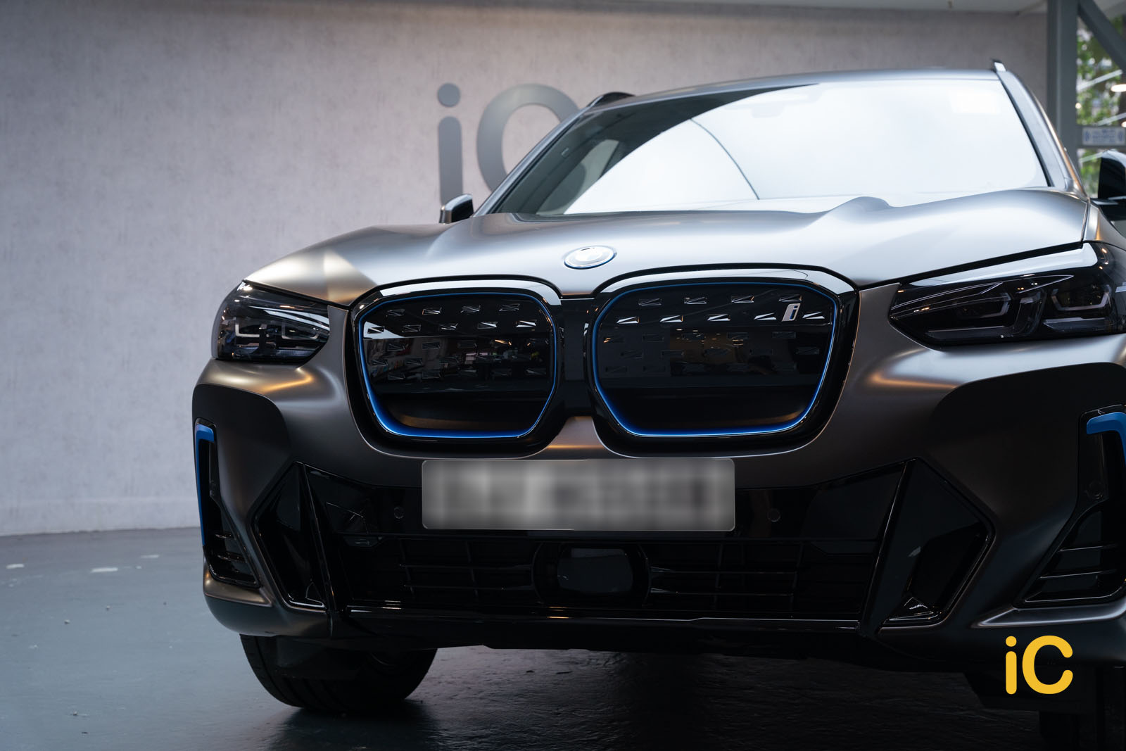 BMW iX3 Sophisto Grey 透明 PPF 施工作品