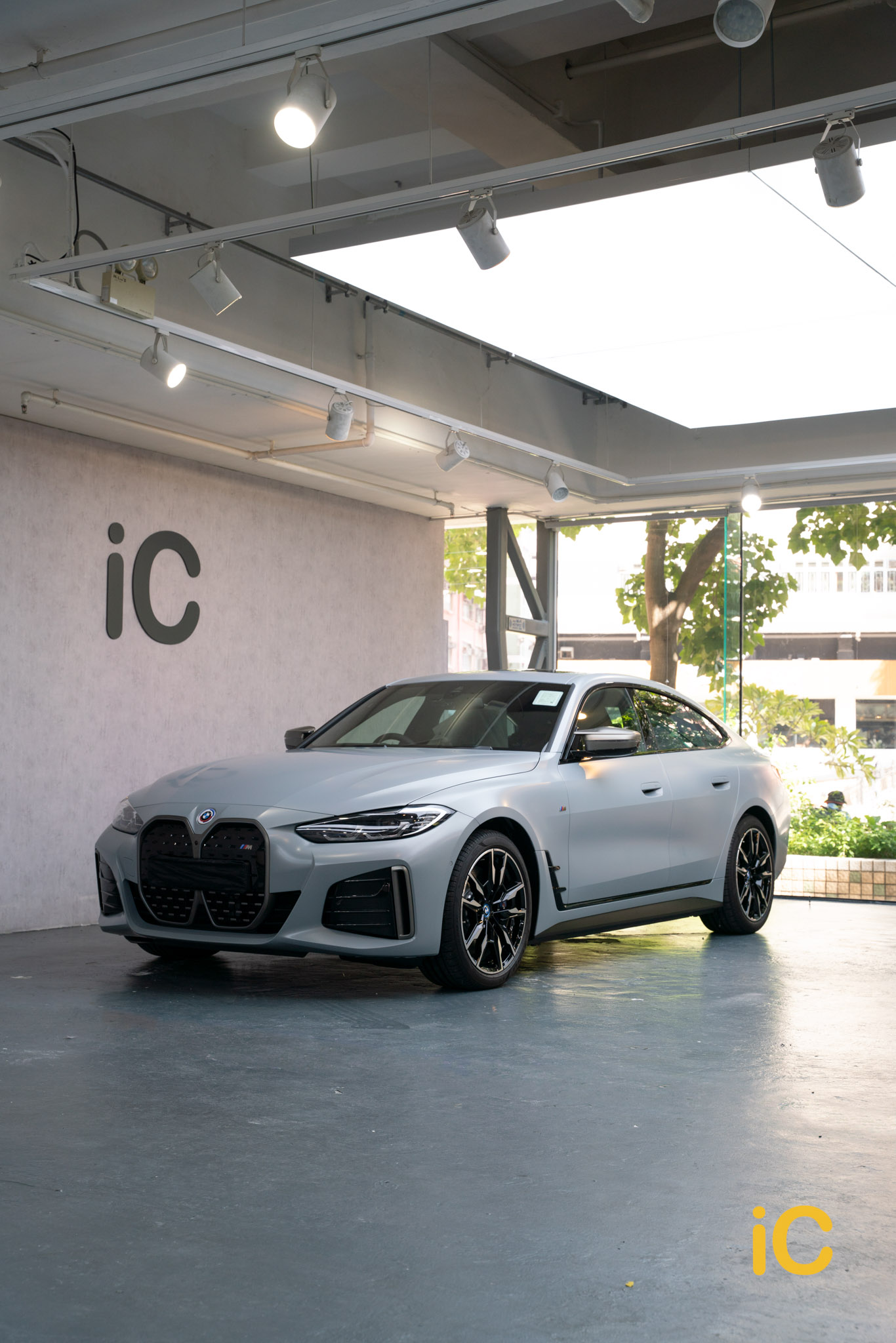 BMW i4 Brooklyn Grey 透明 PPF 施工作品