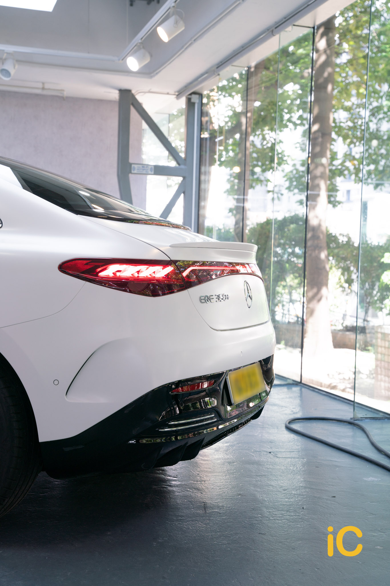 Mercedes-Benz EQE 透明 PPF 施工作品