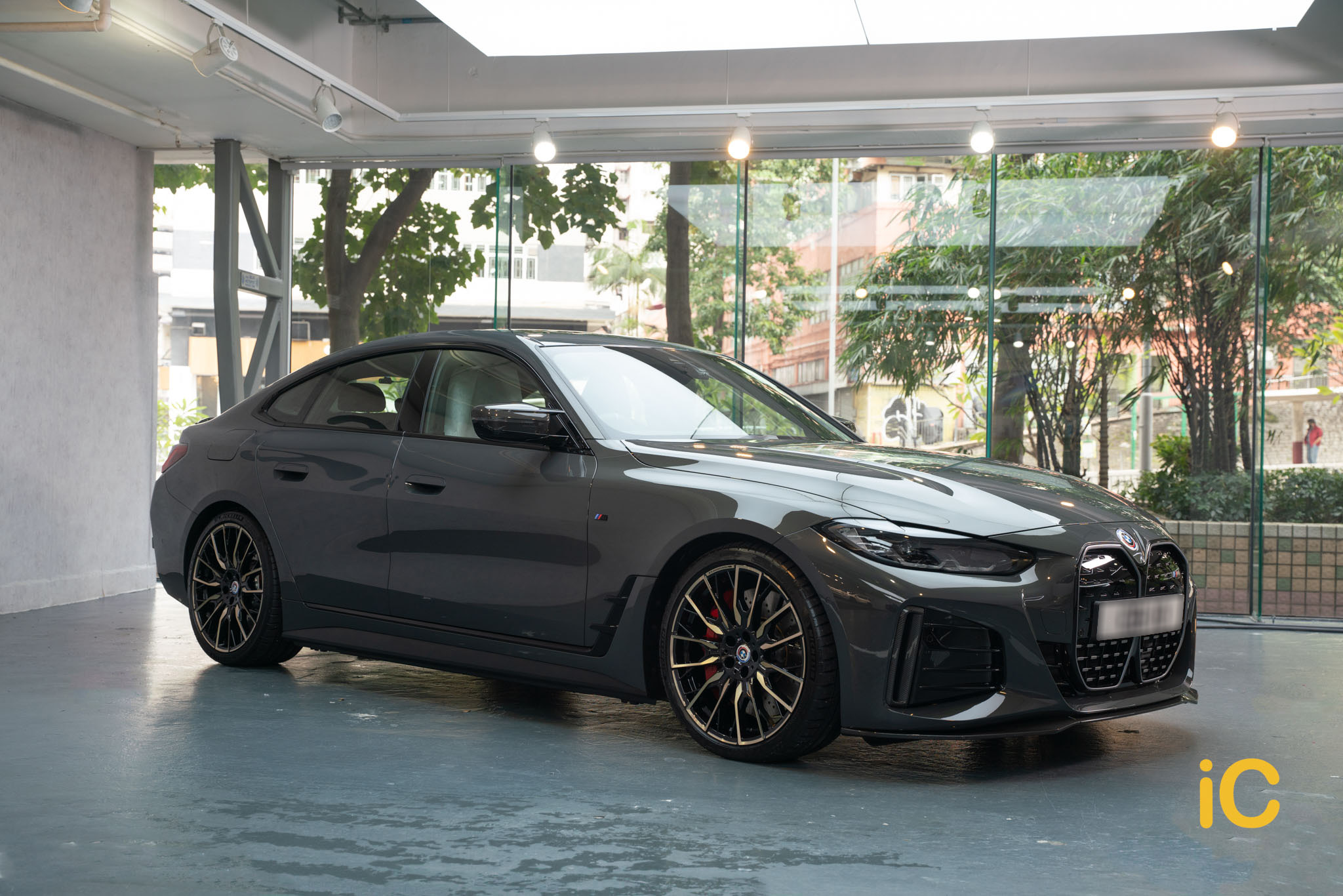BMW i4 M50 Dravit Grey 透明 PPF 施工作品