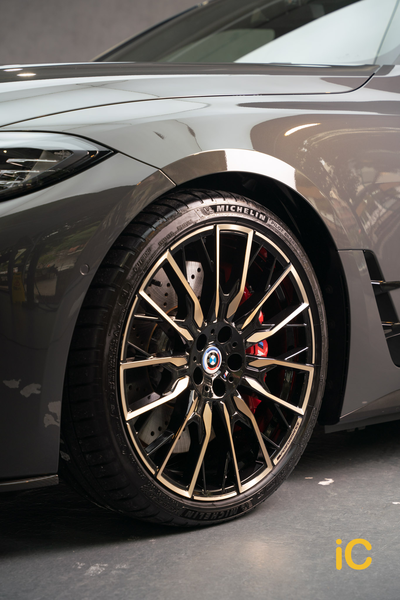 BMW i4 M50 Dravit Grey 透明 PPF 施工作品