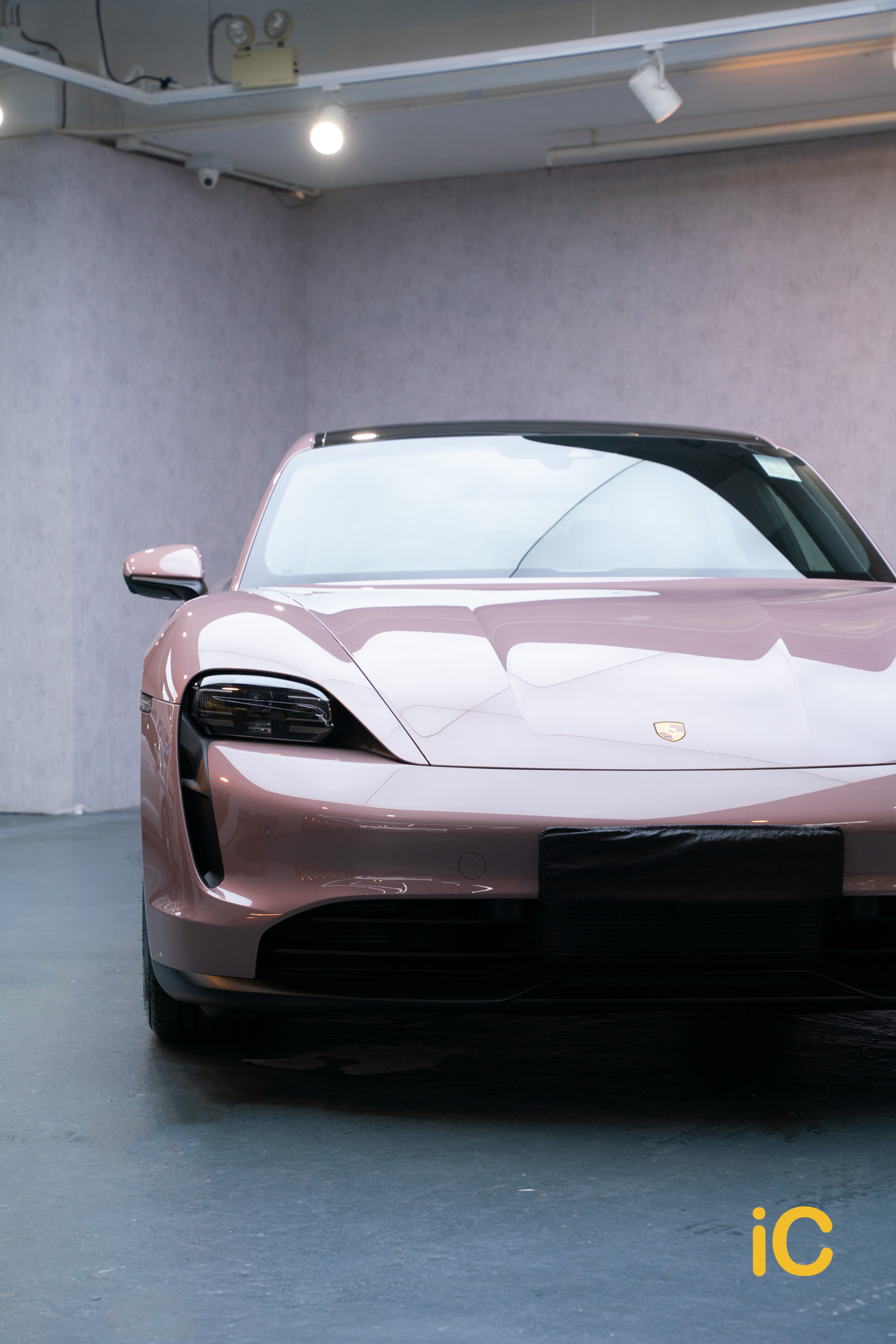 Porsche Taycan 透明 PPF 施工作品