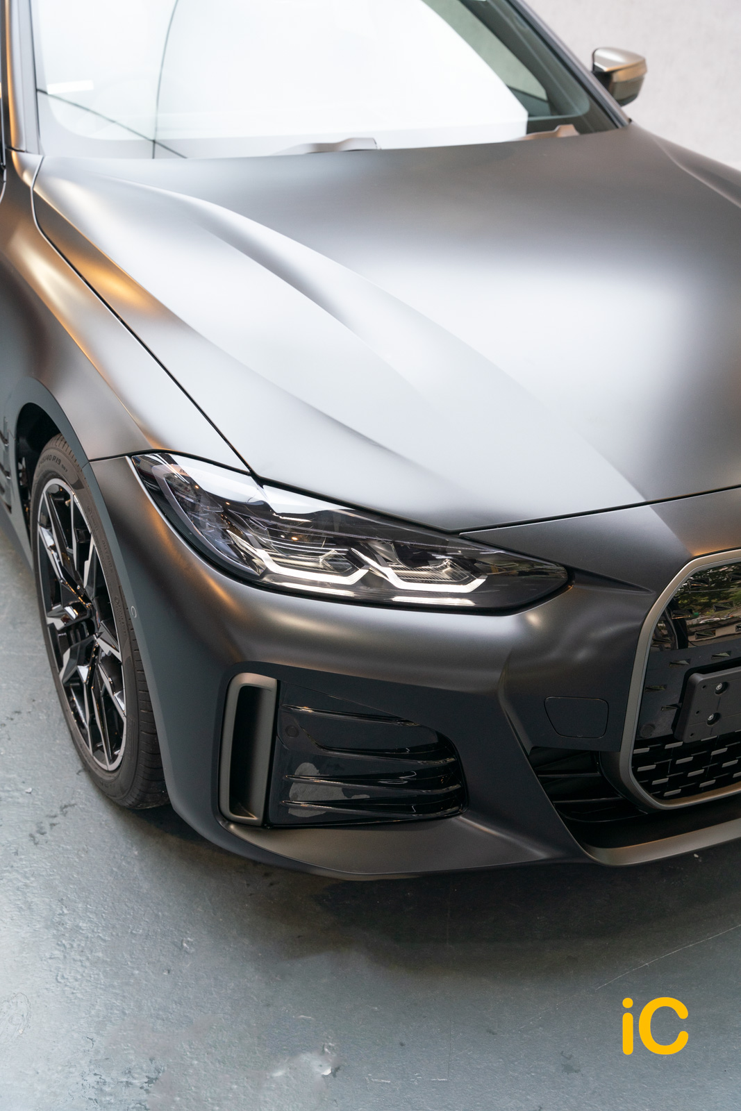BMW i4 Black Sapphire 透明 PPF 施工作品