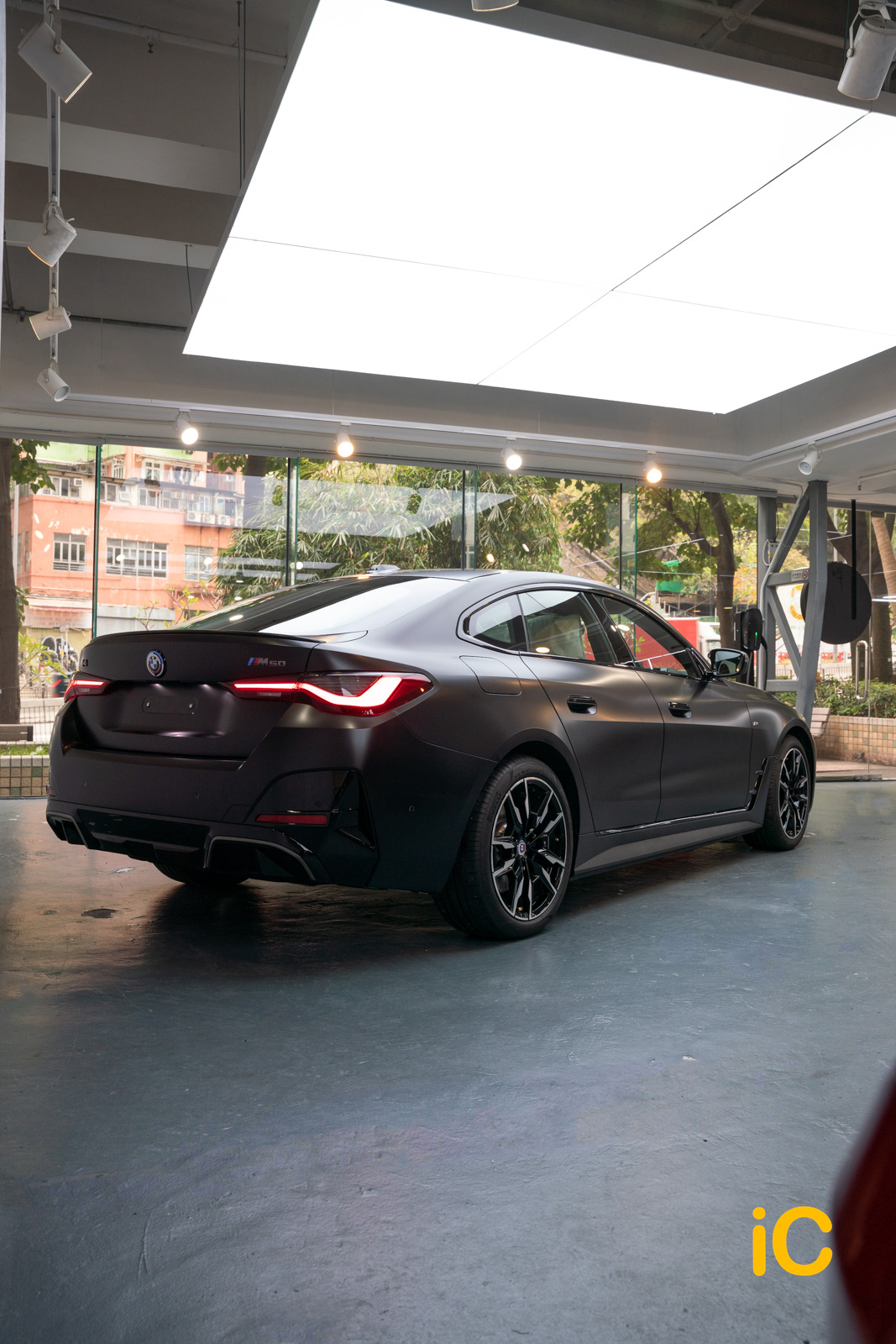BMW i4 Black Sapphire 透明 PPF 施工作品