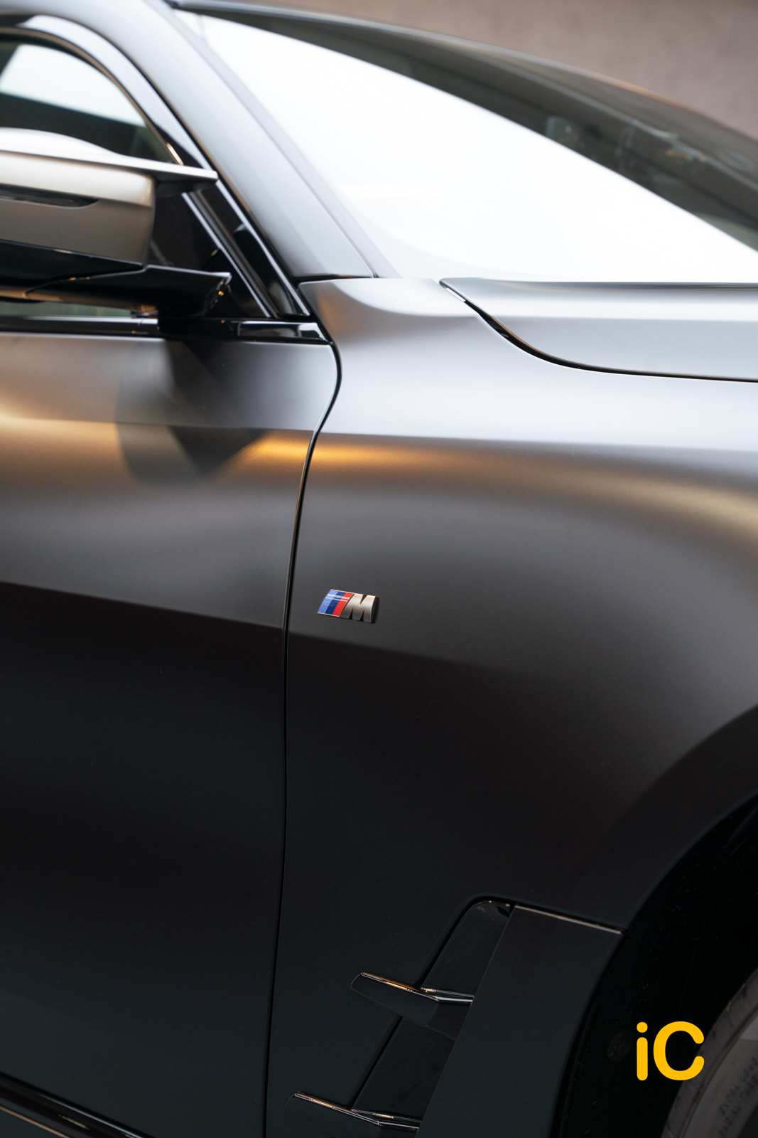 BMW i4 Black Sapphire 透明 PPF 施工作品