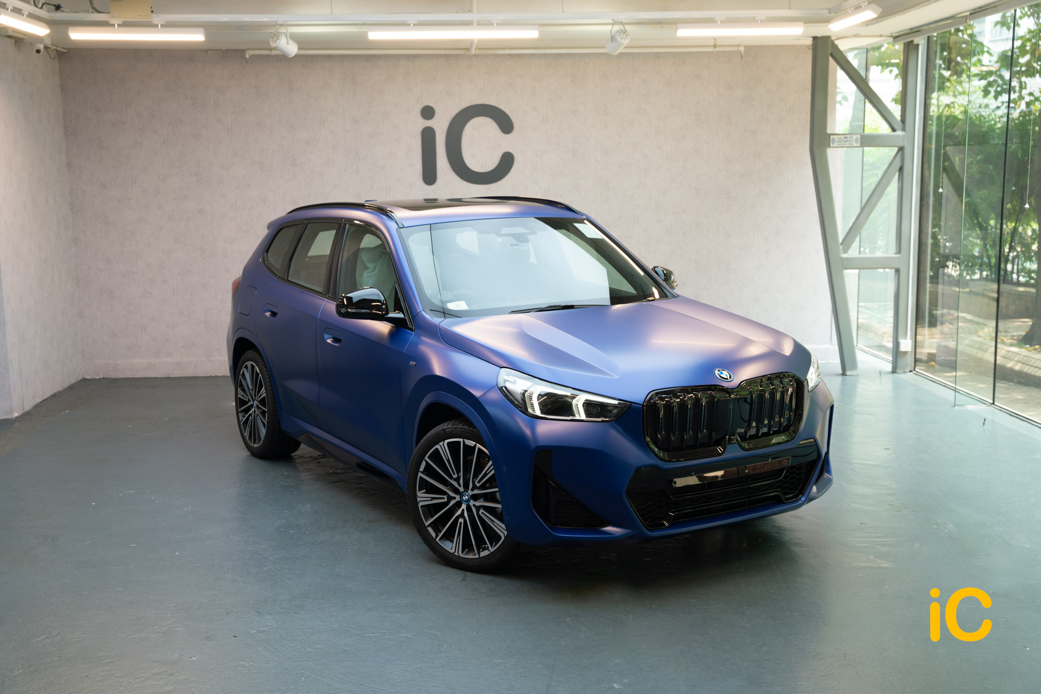 BMW iX1 Portimao Blue 透明 PPF 施工作品