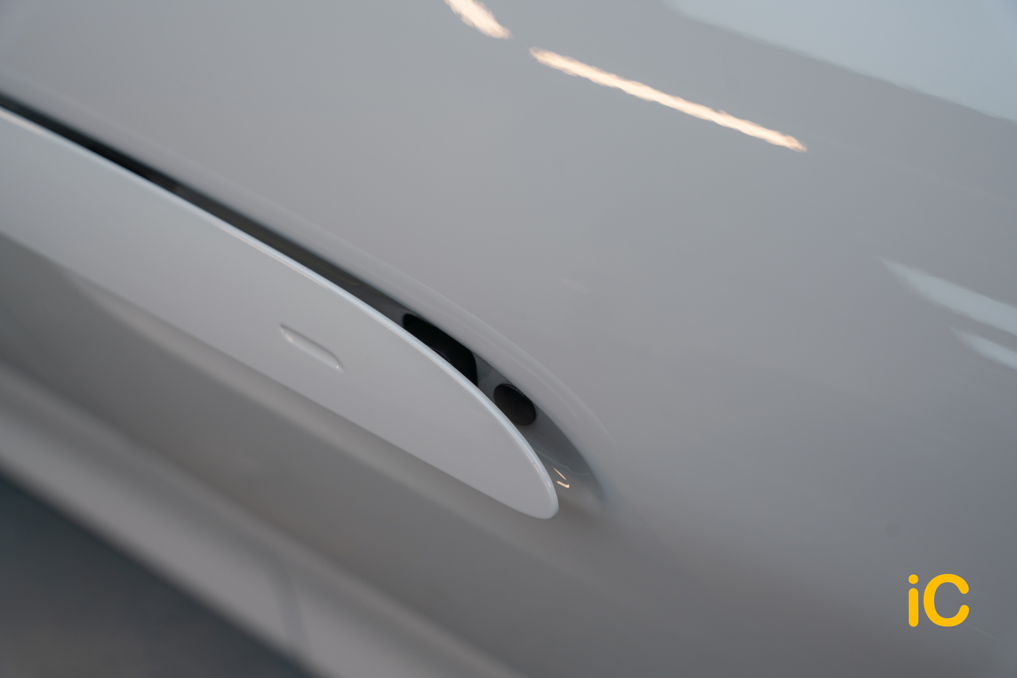 Porsche Taycan Cross Turismo 透明 PPF 施工作品