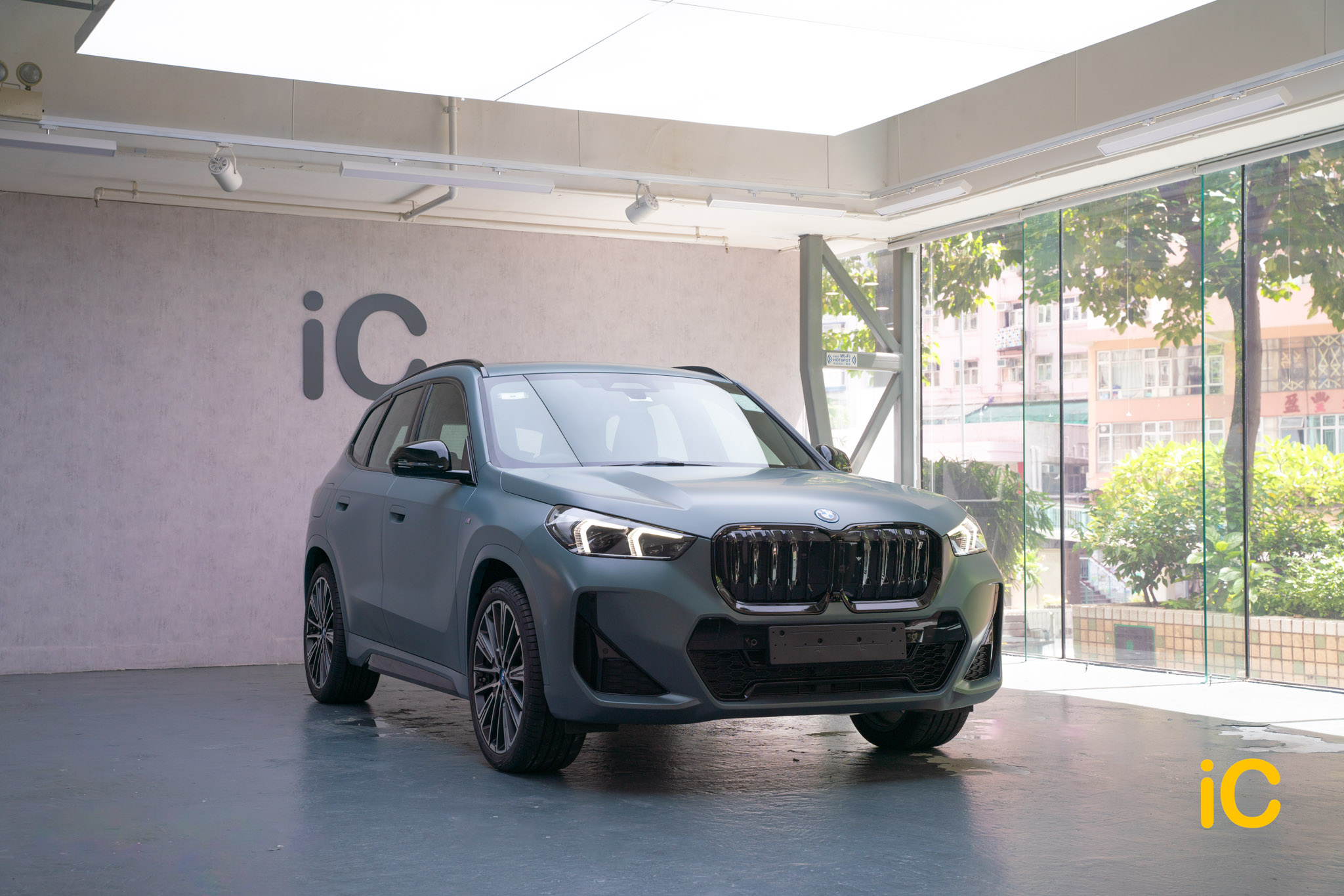 BMW iX1 Cape York Green 透明 PPF 施工作品