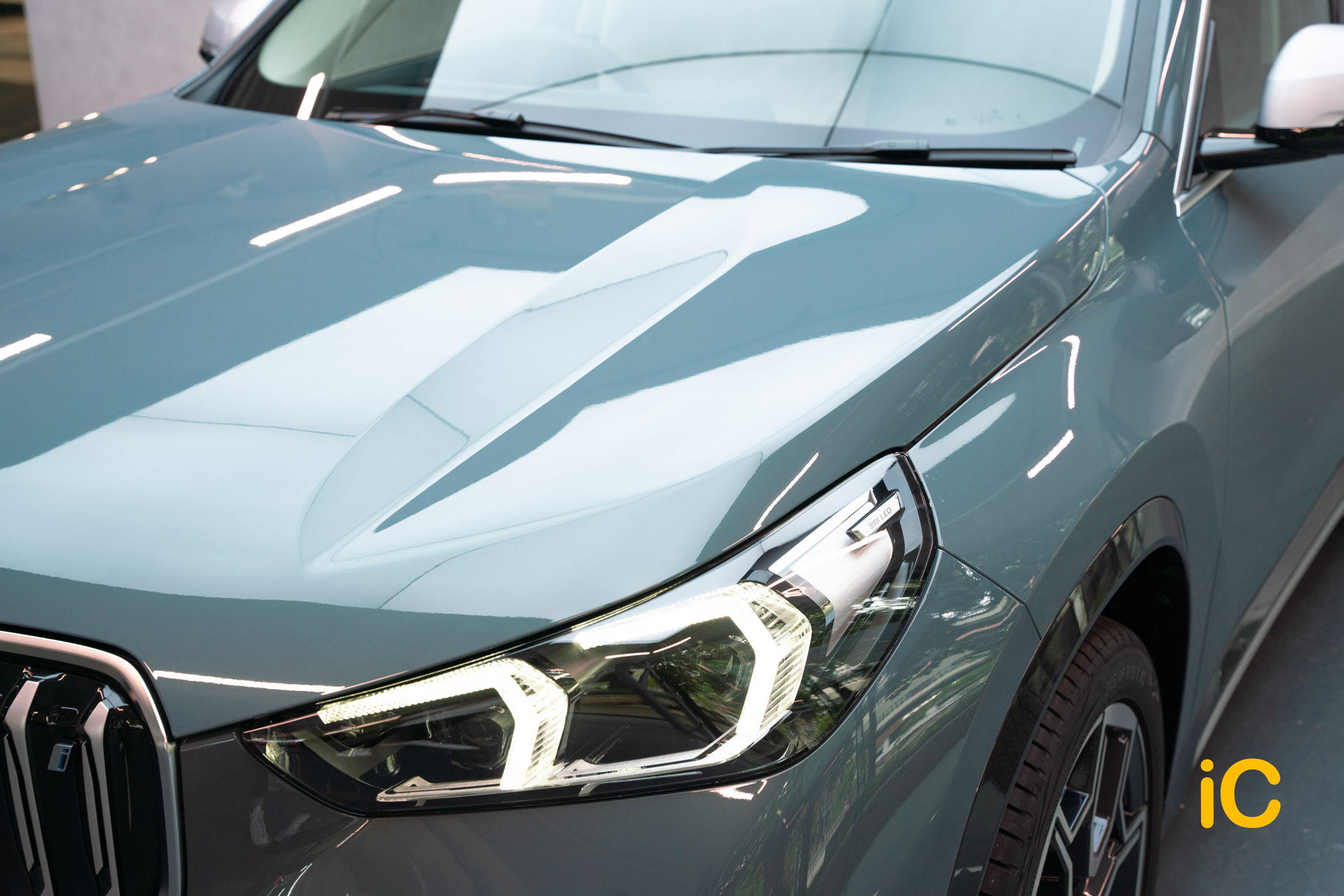 BMW iX1 Cape York Green 透明 PPF 施工作品