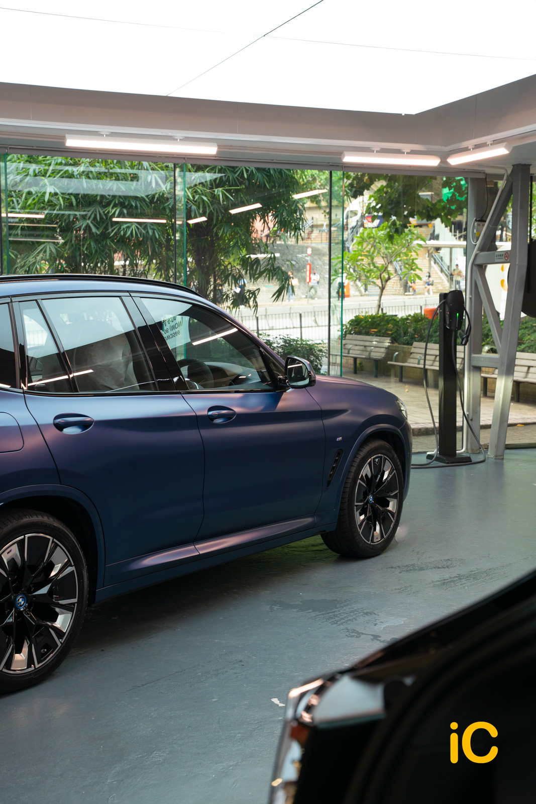 BMW iX3 Phytonic Blue 透明 PPF 施工作品
