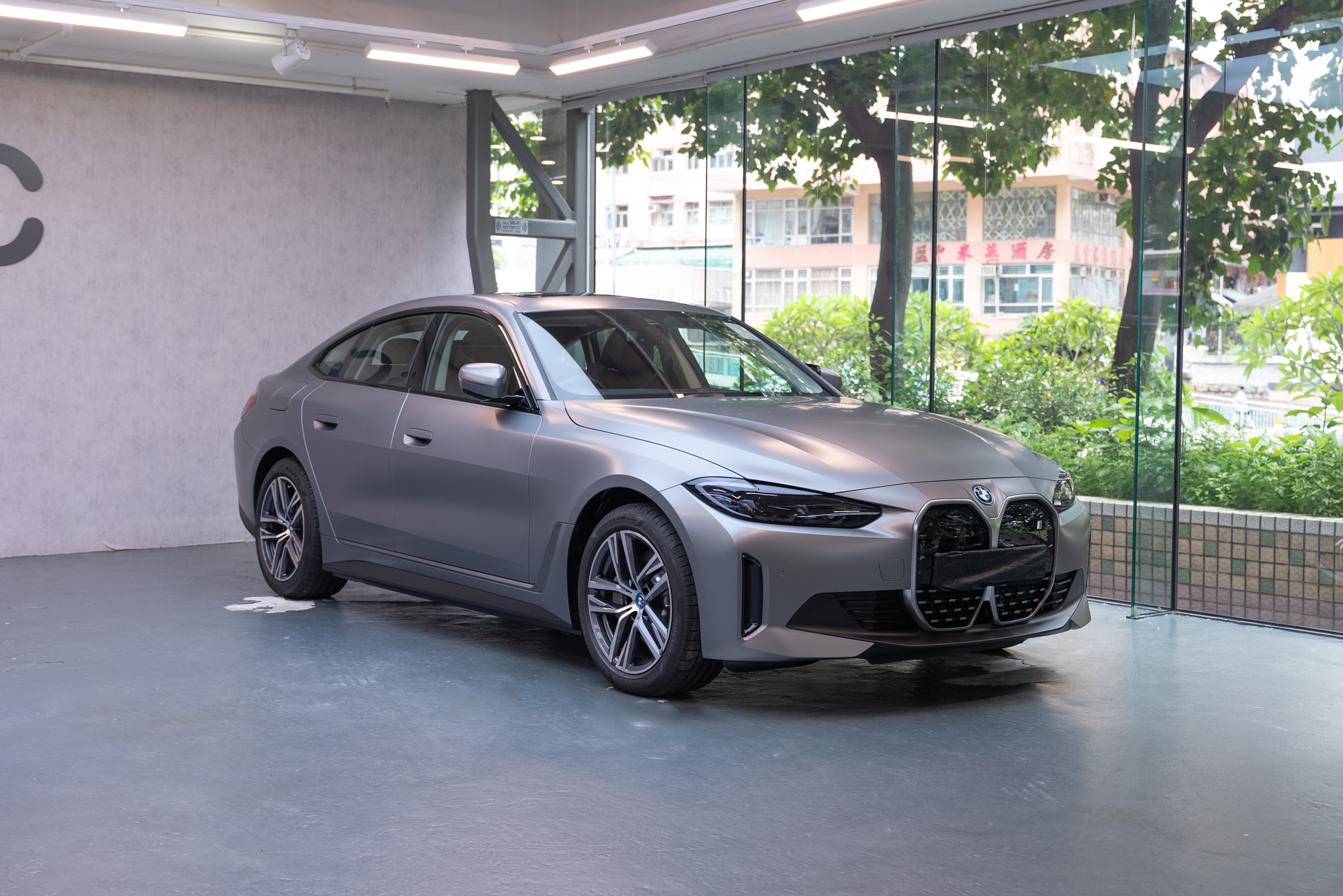 BMW i4 Skyscraper Grey 透明 PPF 施工作品
