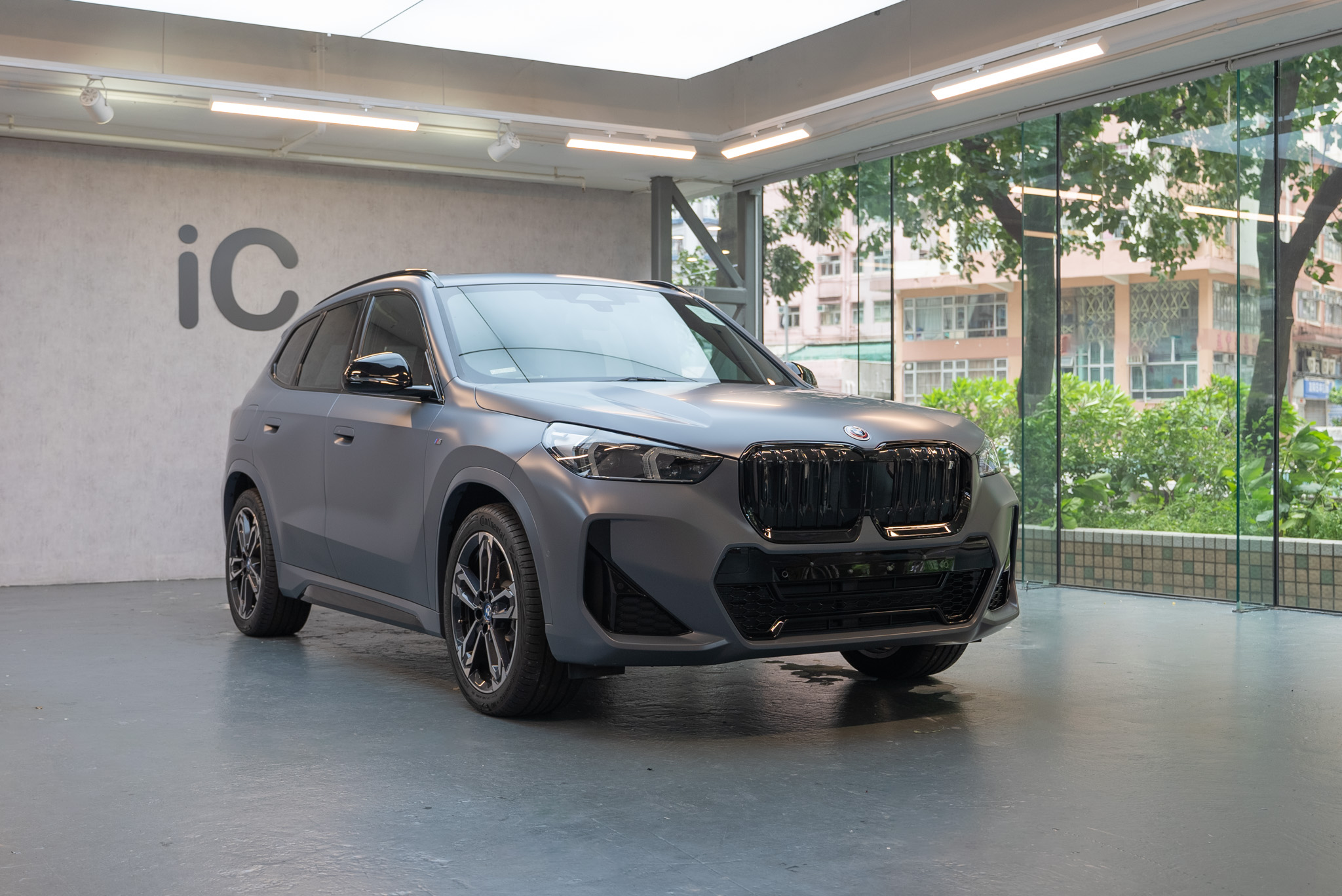 BMW iX1 Storm Bay 透明 PPF 施工作品