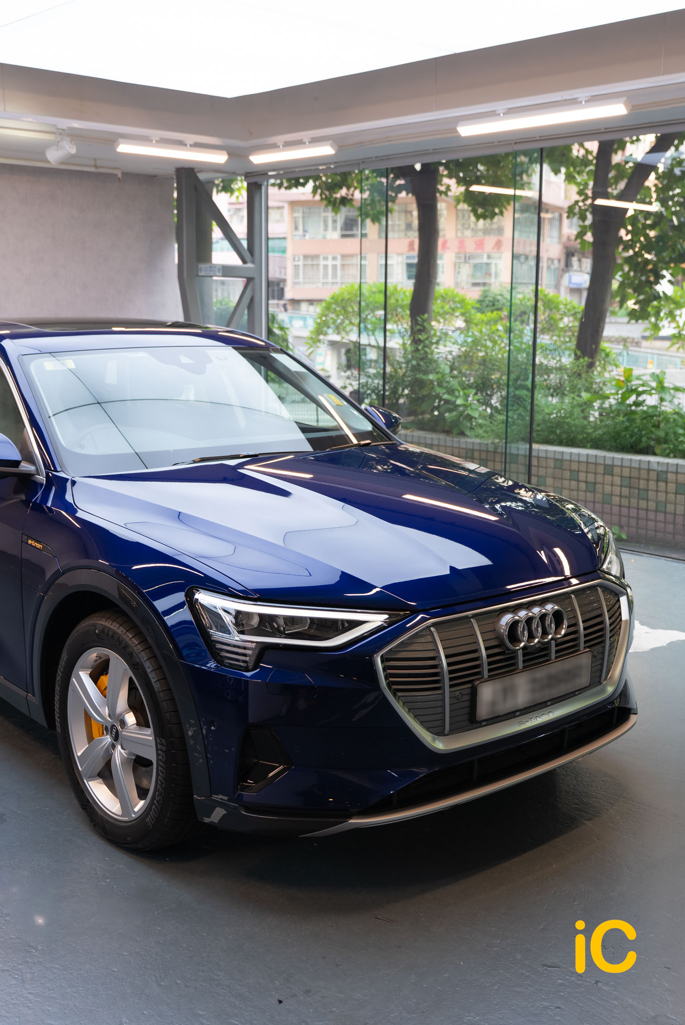 Audi Q8 e-tron 透明 PPF 施工作品