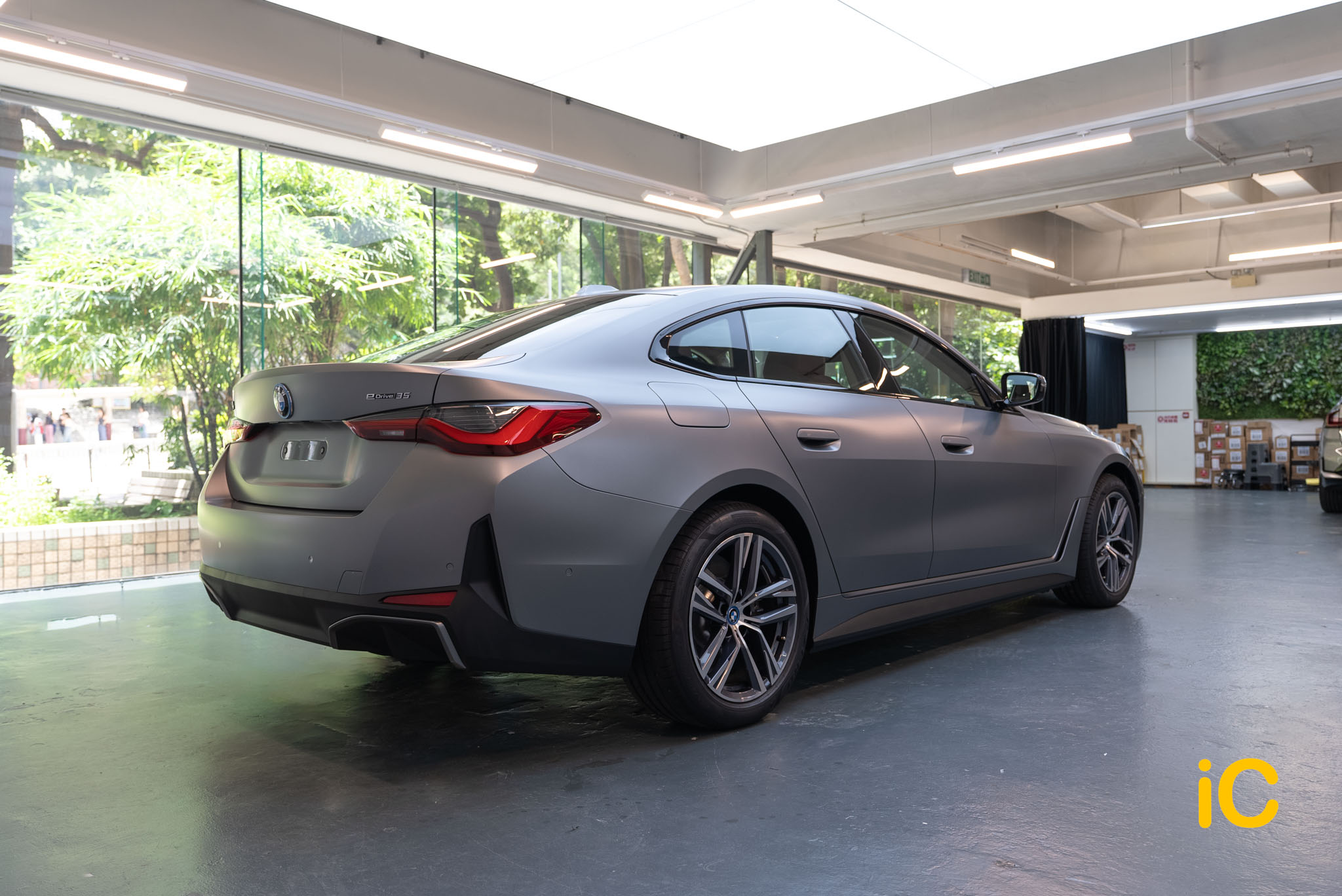 BMW i4 Skyscraper Grey 透明 PPF 施工作品